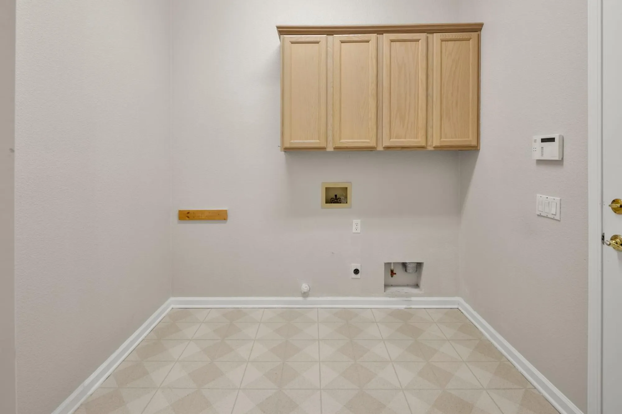 Property Slideshow image 46 of 77 | 401 barusch ct, Roseville, CA, 95747