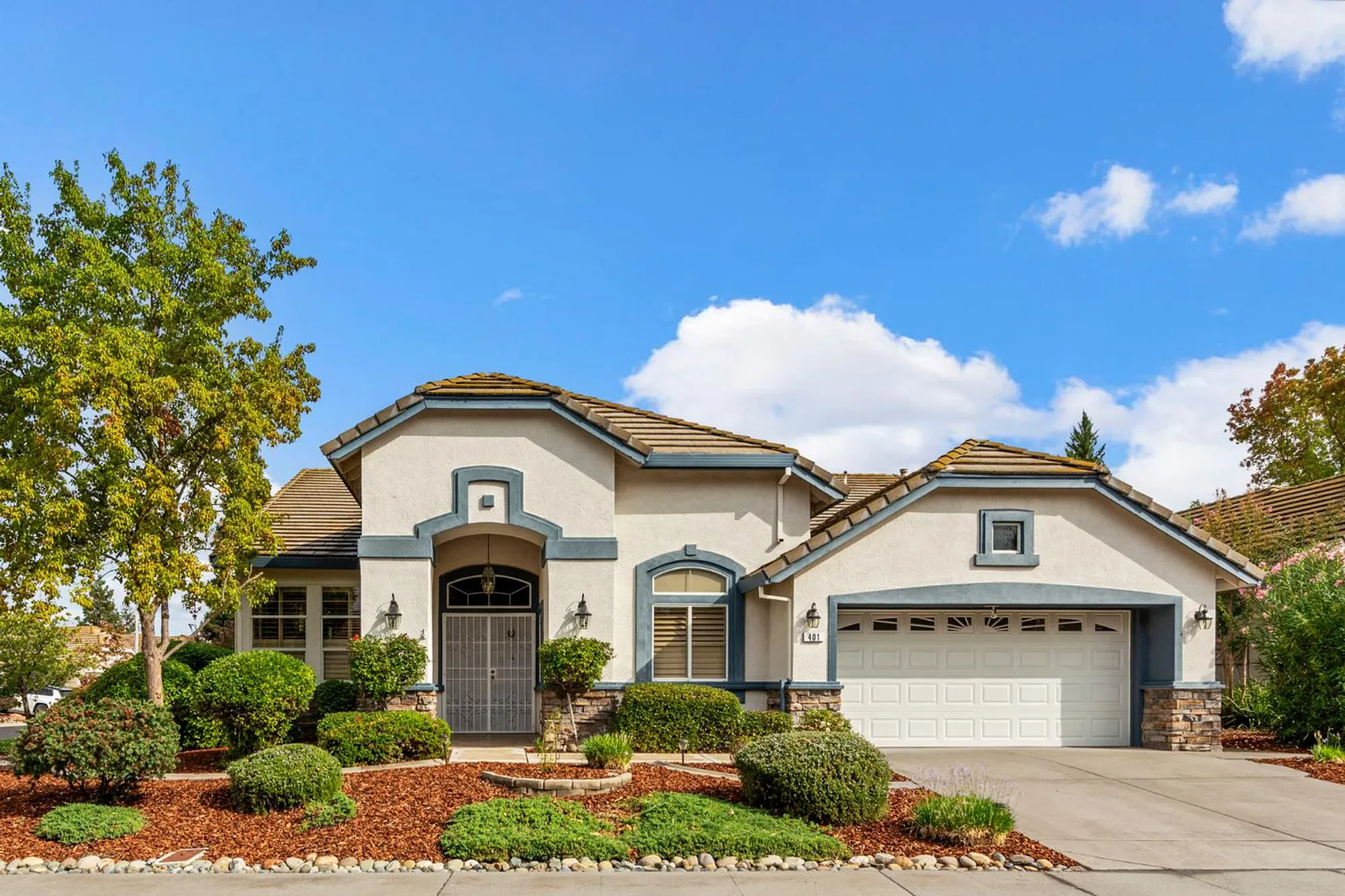 Property Slideshow image 1 of 77 | 401 barusch ct, Roseville, CA, 95747