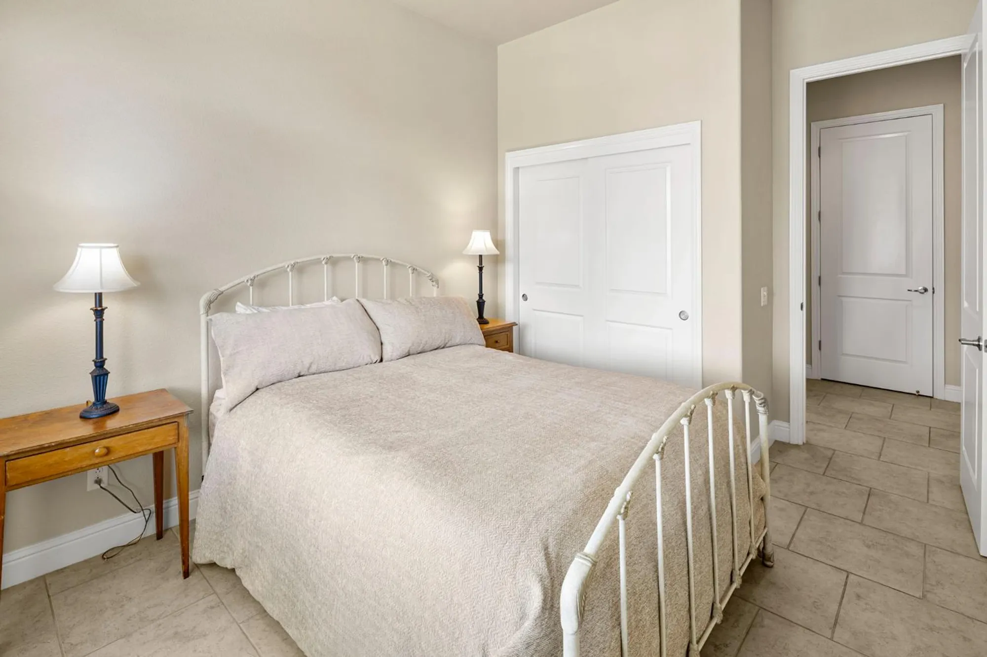 Property Slideshow image 39 of 72 | 2080 leighham dr, Roseville, CA, 95747