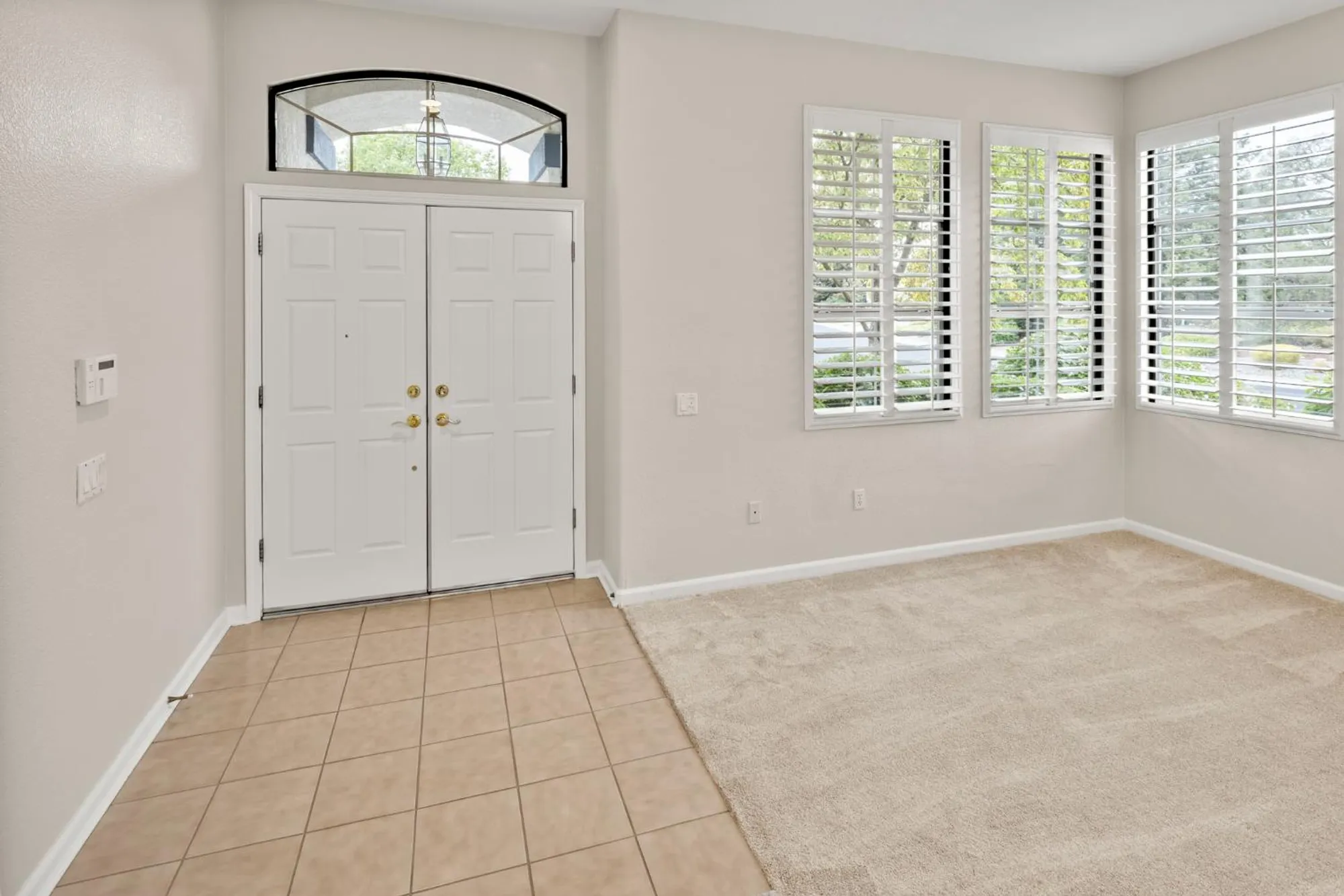 Property Slideshow image 17 of 77 | 401 barusch ct, Roseville, CA, 95747