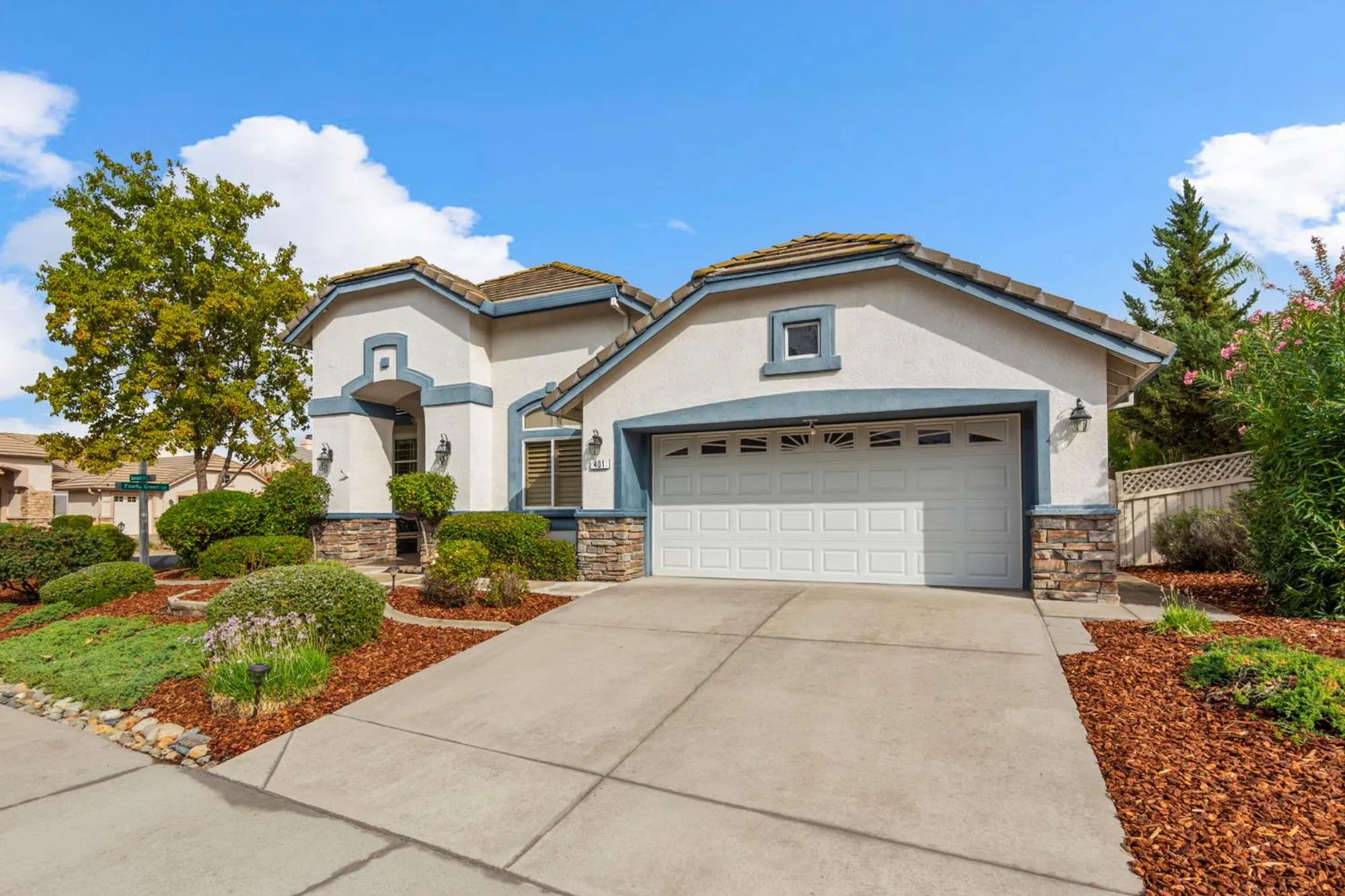 Property Slideshow image 2 of 77 | 401 barusch ct, Roseville, CA, 95747