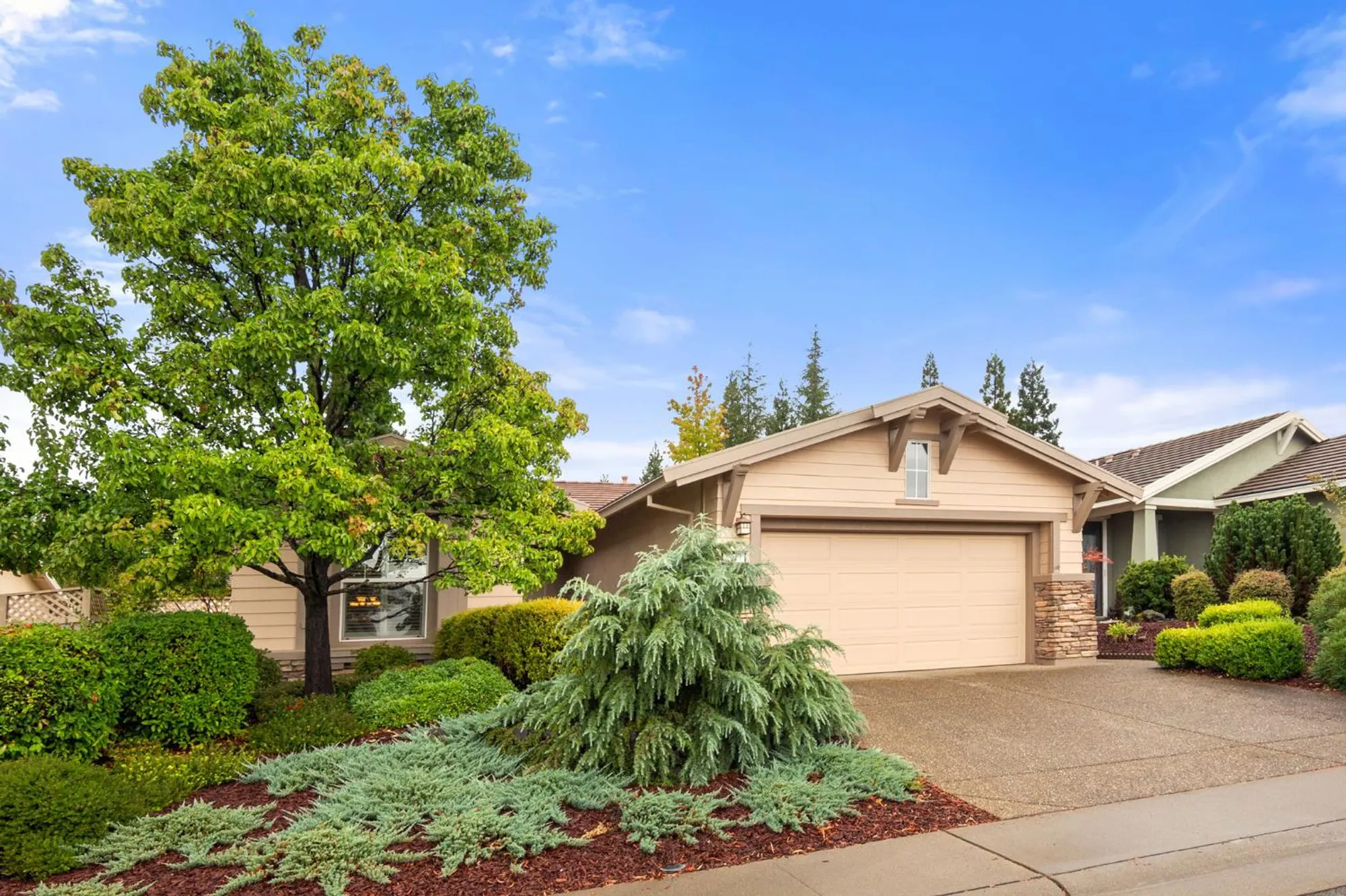 Property Slideshow image 1 of 60 | 2171 nighthawk ln, Lincoln, CA, 95648