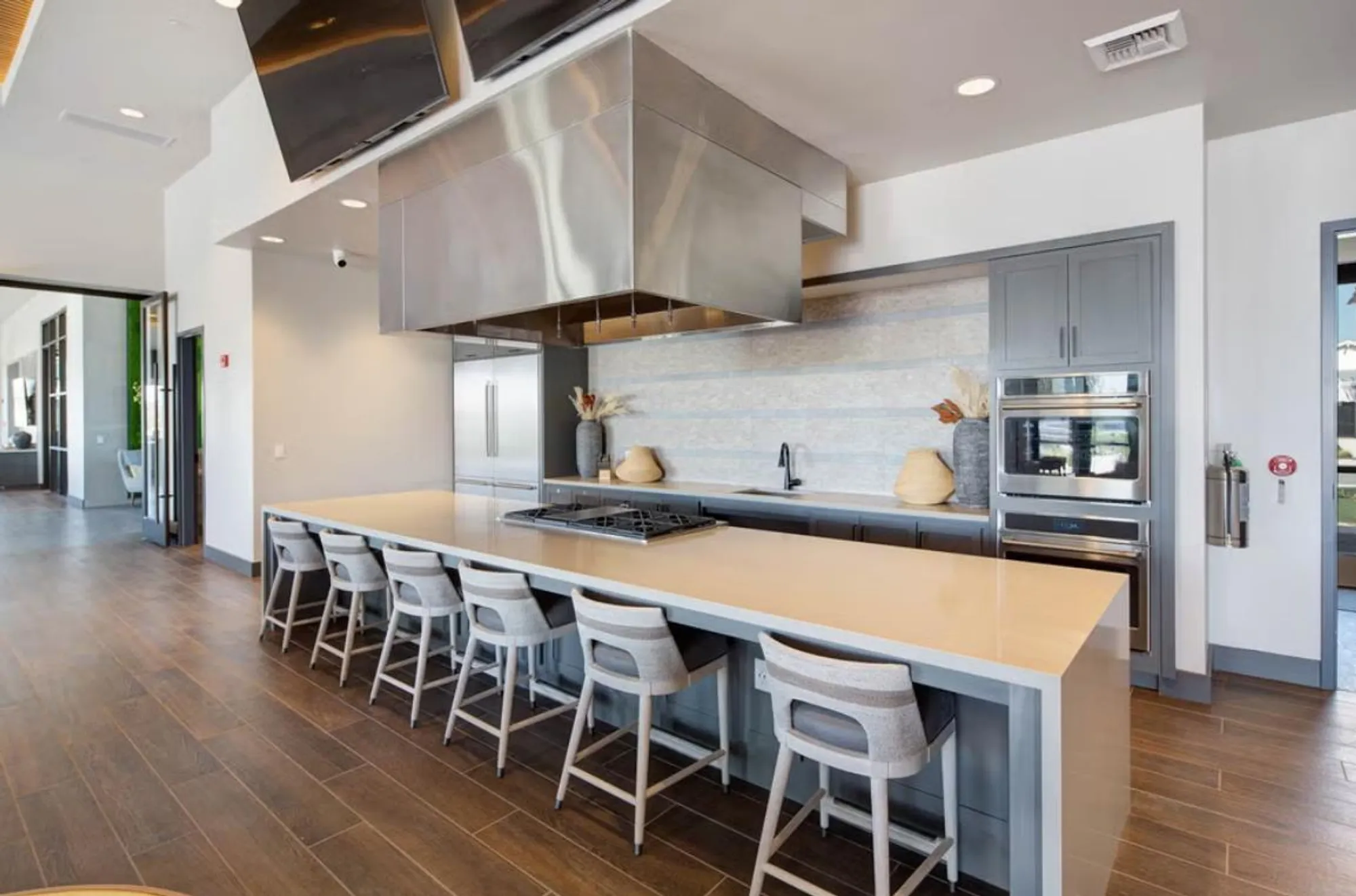 Property Slideshow image 45 of 47 | 605 victoria dr, Manteca, CA, 95336