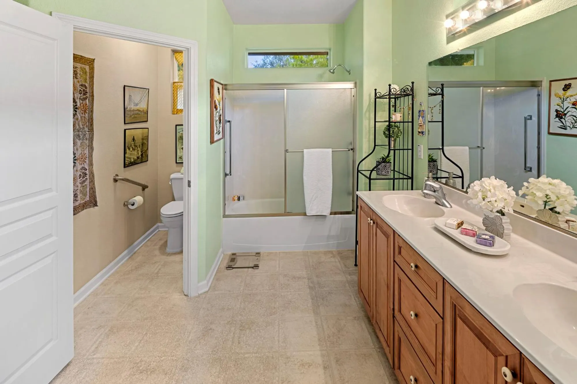 Property Slideshow image 28 of 60 | 2171 nighthawk ln, Lincoln, CA, 95648