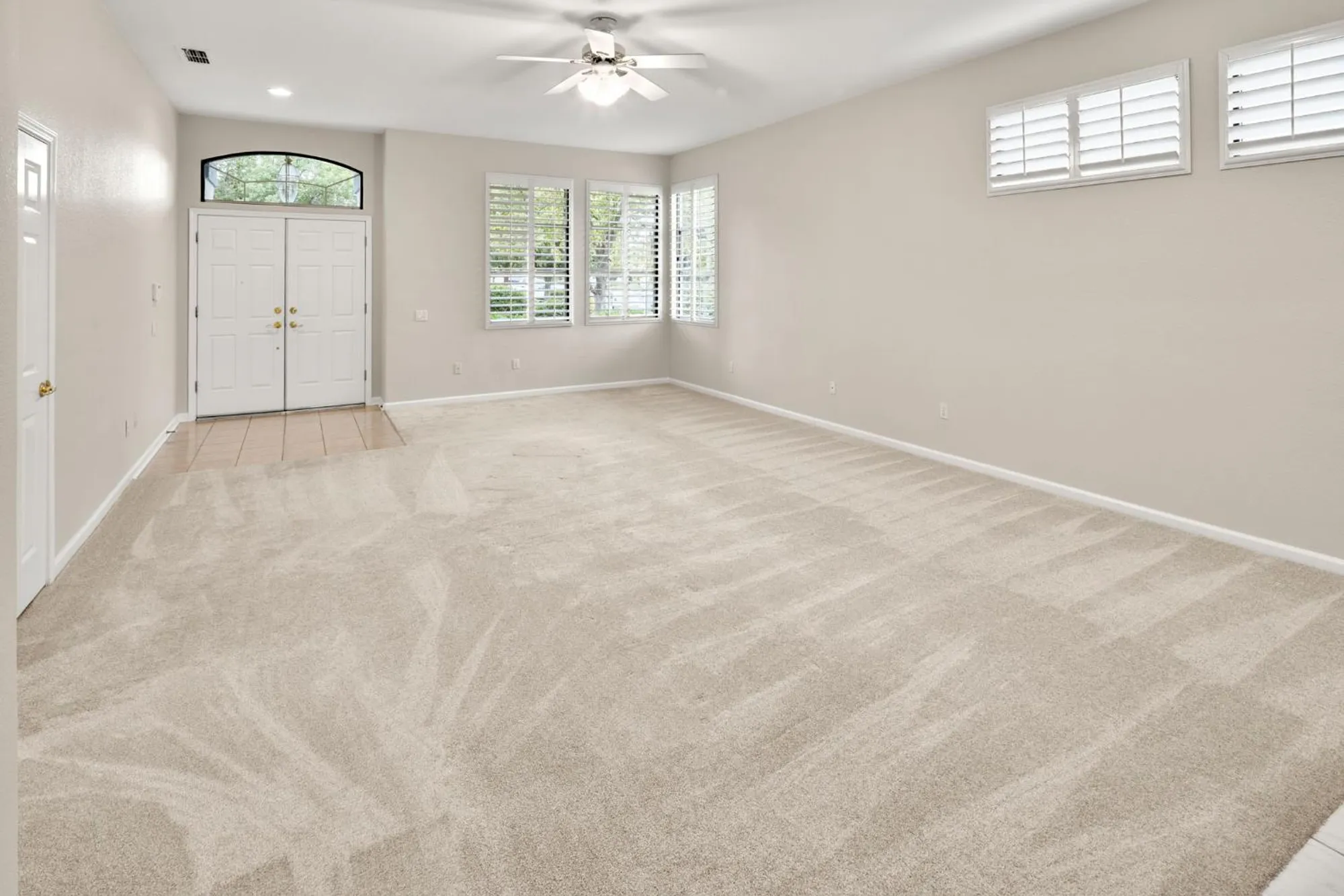 Property Slideshow image 18 of 77 | 401 barusch ct, Roseville, CA, 95747