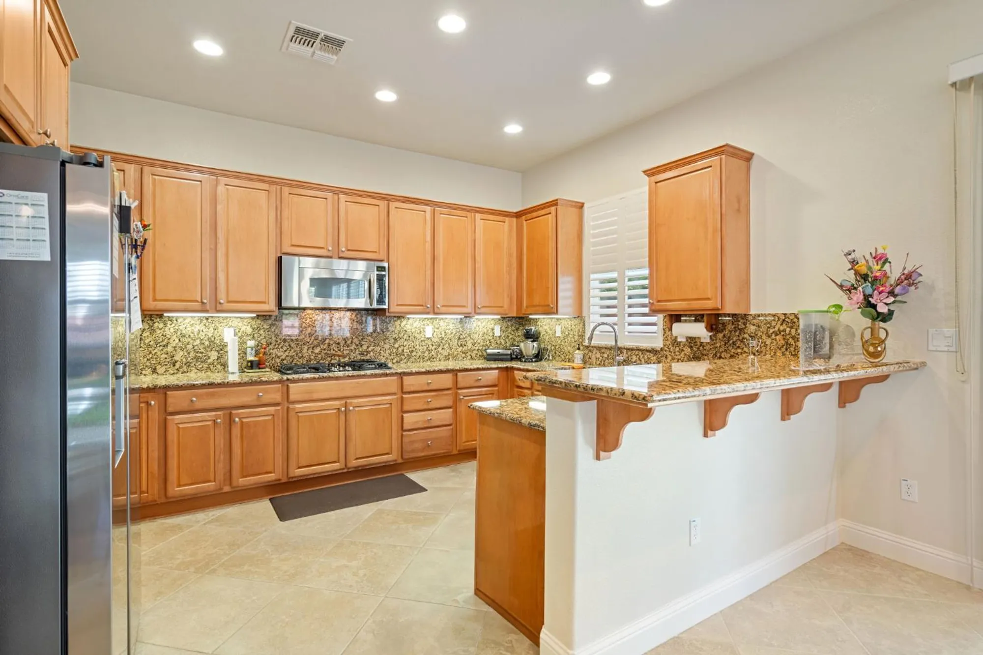 Property Slideshow image 14 of 56 | 2040 land end loop, Roseville, CA, 95747