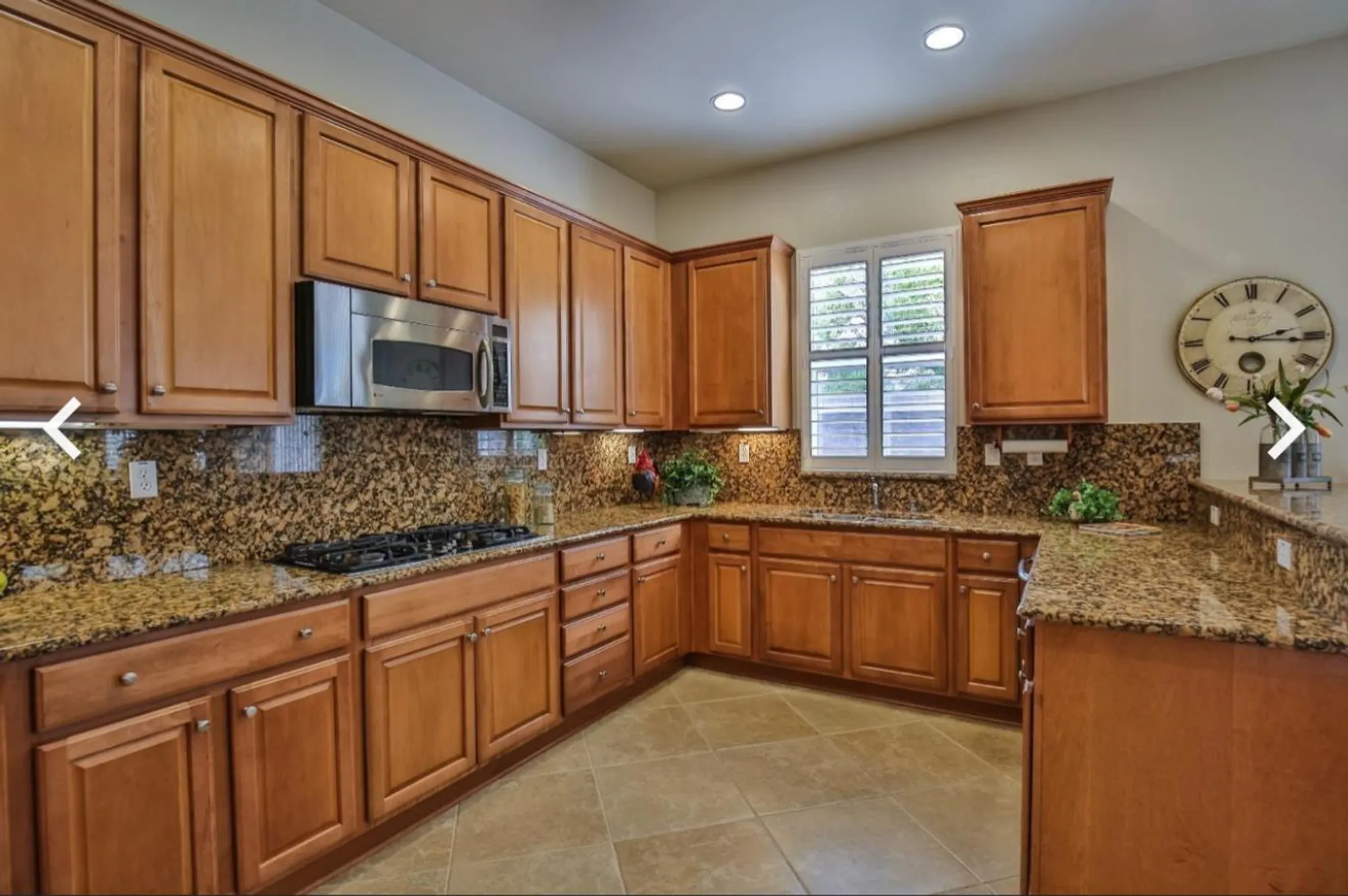 Property Slideshow image 17 of 56 | 2040 land end loop, Roseville, CA, 95747