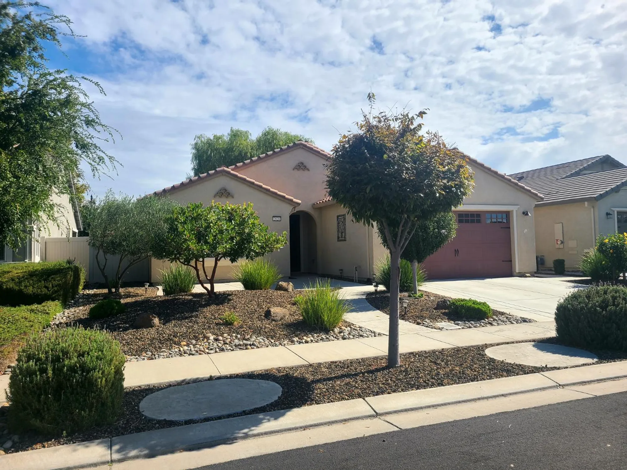 Property Slideshow image 3 of 43 | 2628 glen echo ln, Manteca, CA, 95336