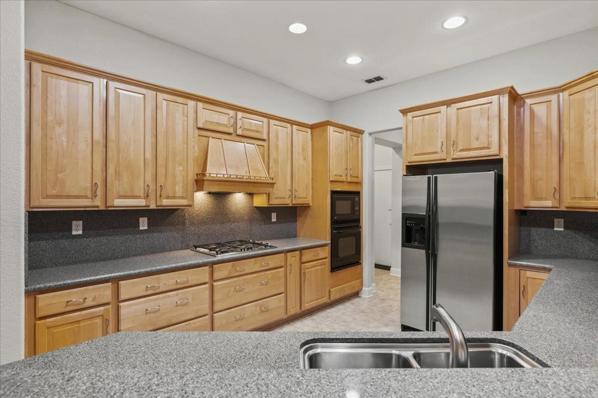 Property Slideshow image 3 of 48 | 1509 dapple dawn ln, Lincoln, CA, 95648