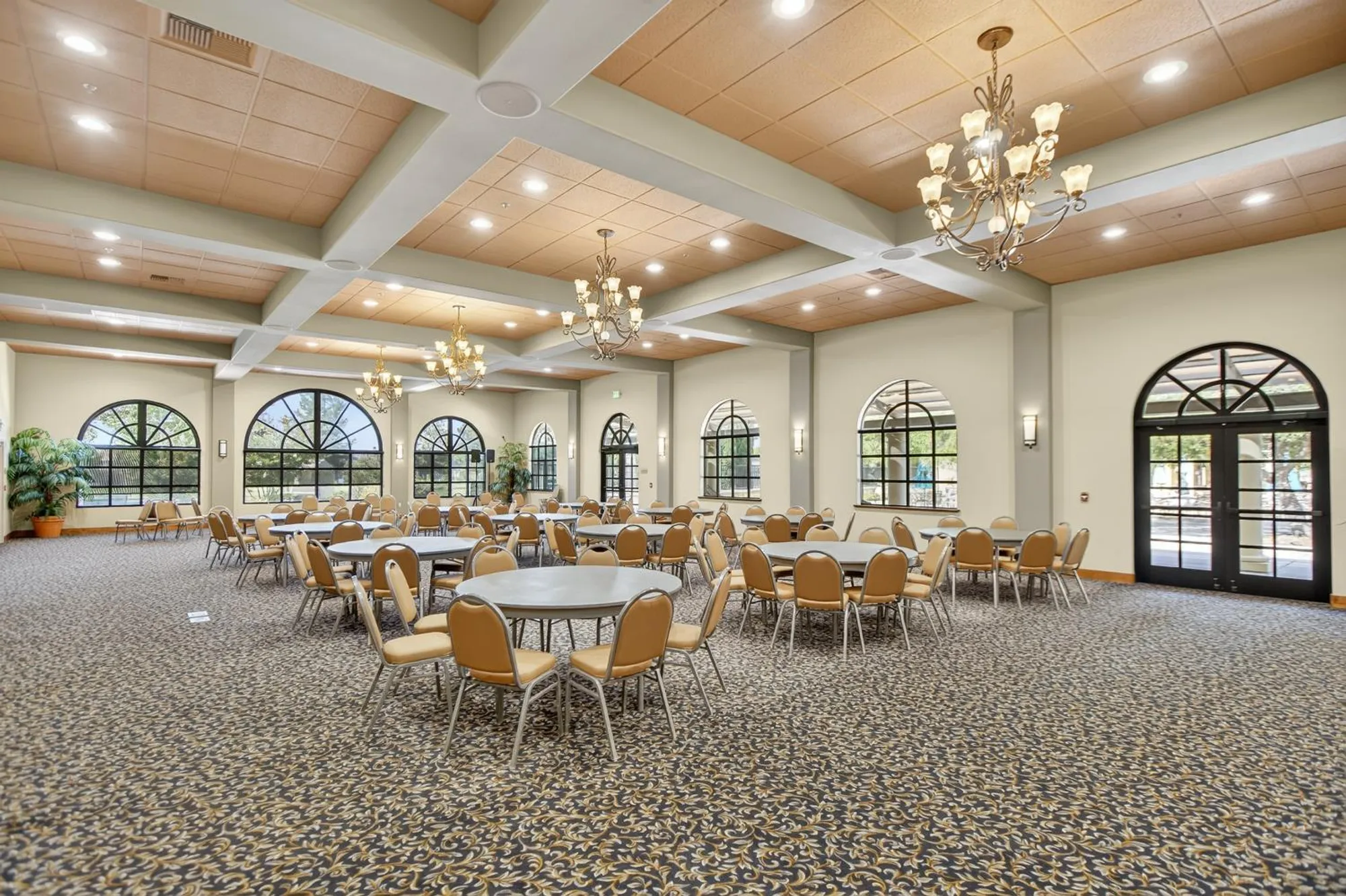 Property Slideshow image 51 of 64 | 3948 hovnanian dr, Sacramento, CA, 95834