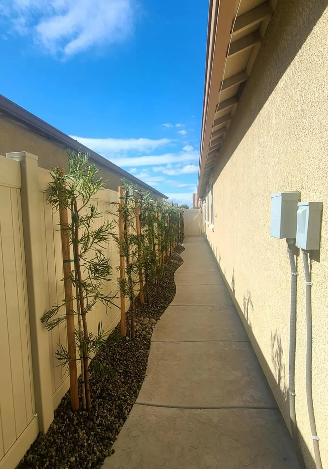 Property Slideshow image 29 of 43 | 2628 glen echo ln, Manteca, CA, 95336