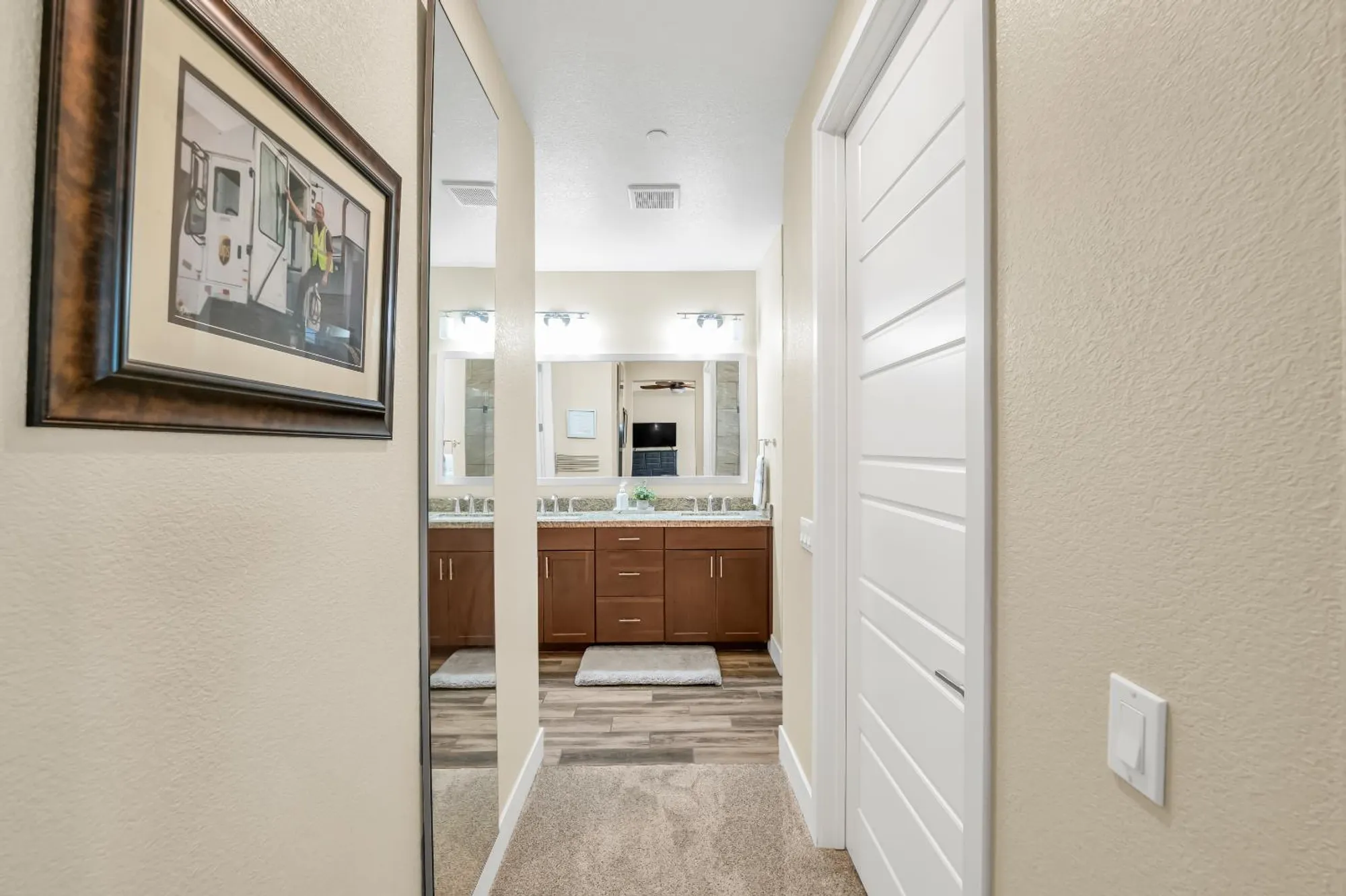 Property Slideshow image 21 of 64 | 3948 hovnanian dr, Sacramento, CA, 95834
