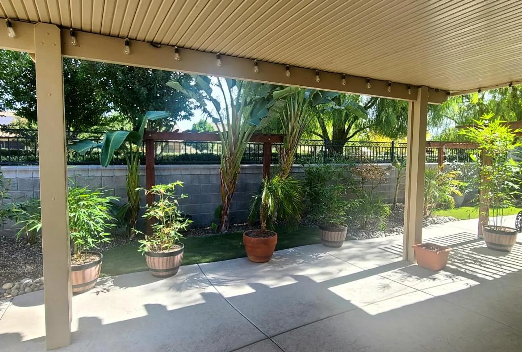 Property Slideshow image 26 of 43 | 2628 glen echo ln, Manteca, CA, 95336