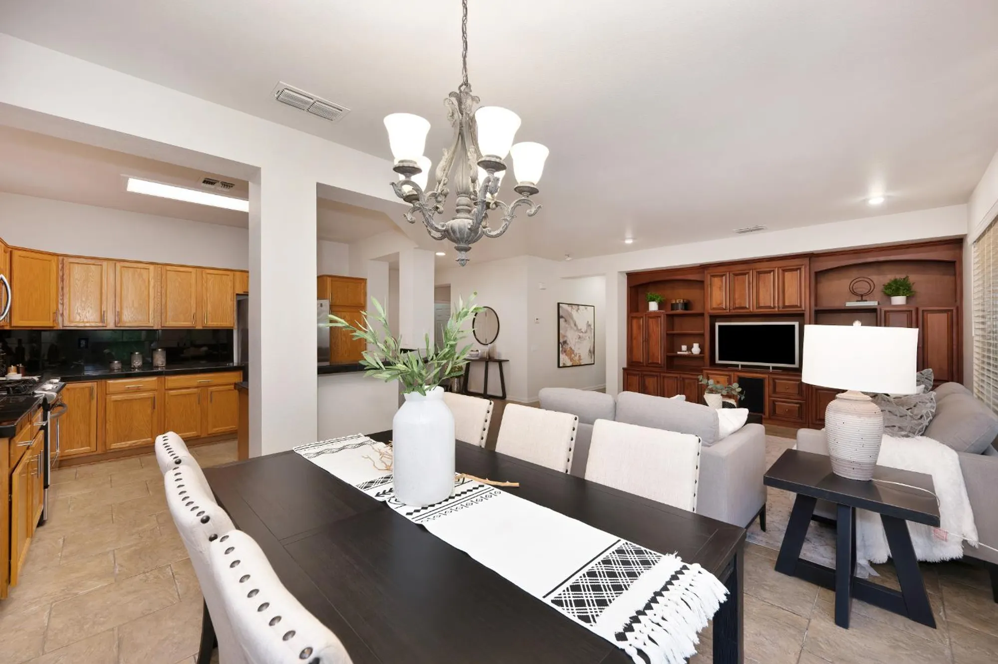 Property Slideshow image 11 of 40 | 1910 starview ln, Lincoln, CA, 95648