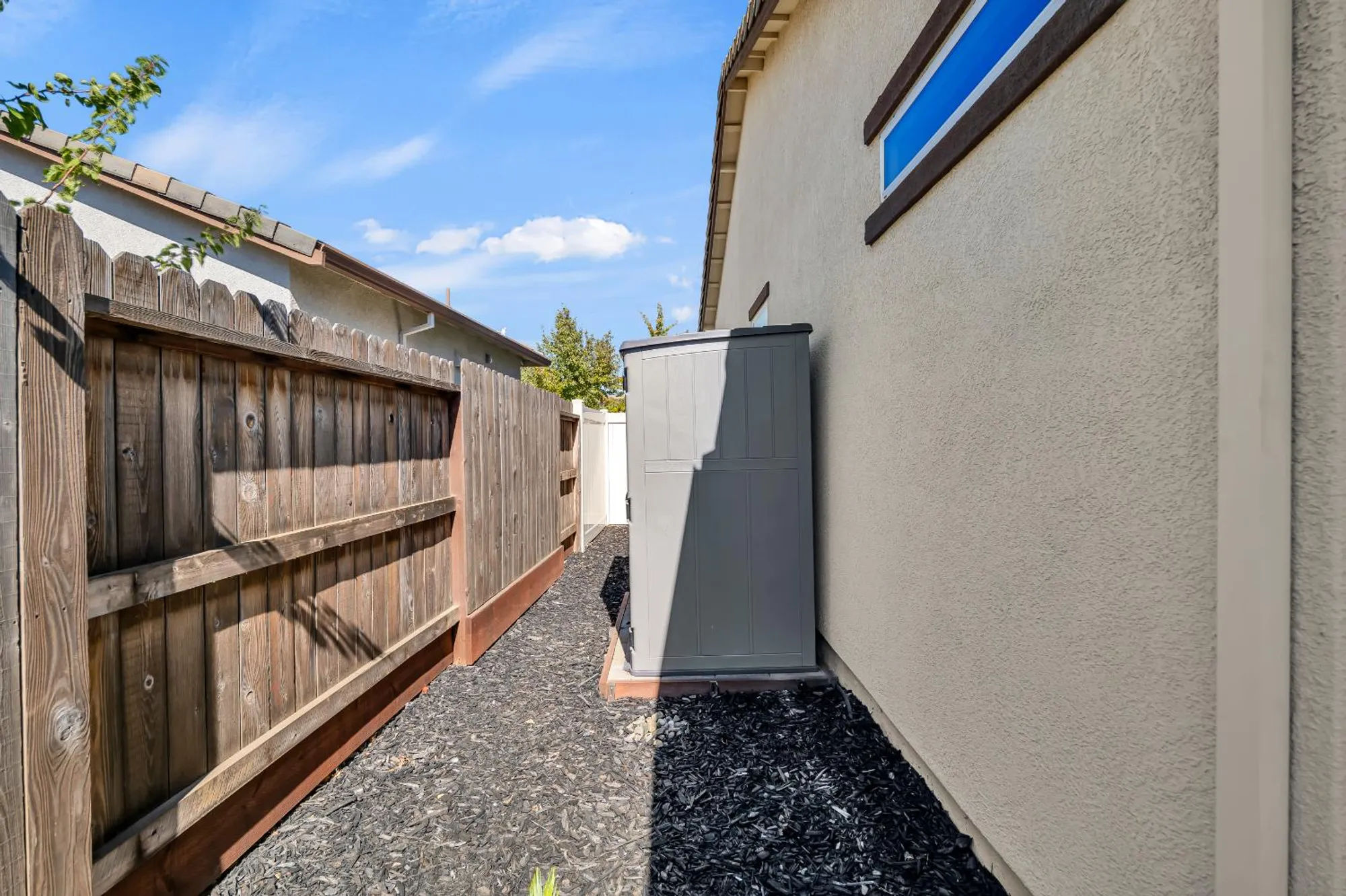 Property Slideshow image 34 of 64 | 3948 hovnanian dr, Sacramento, CA, 95834