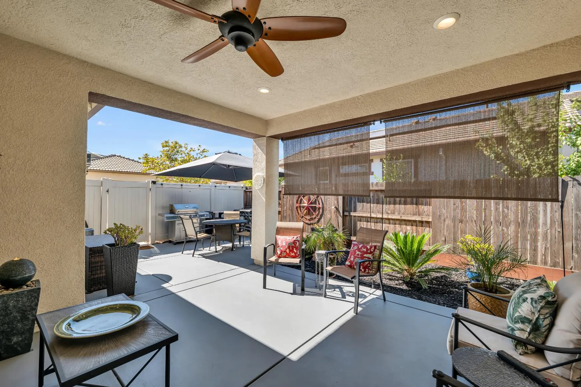 Property Slideshow image 30 of 64 | 3948 hovnanian dr, Sacramento, CA, 95834