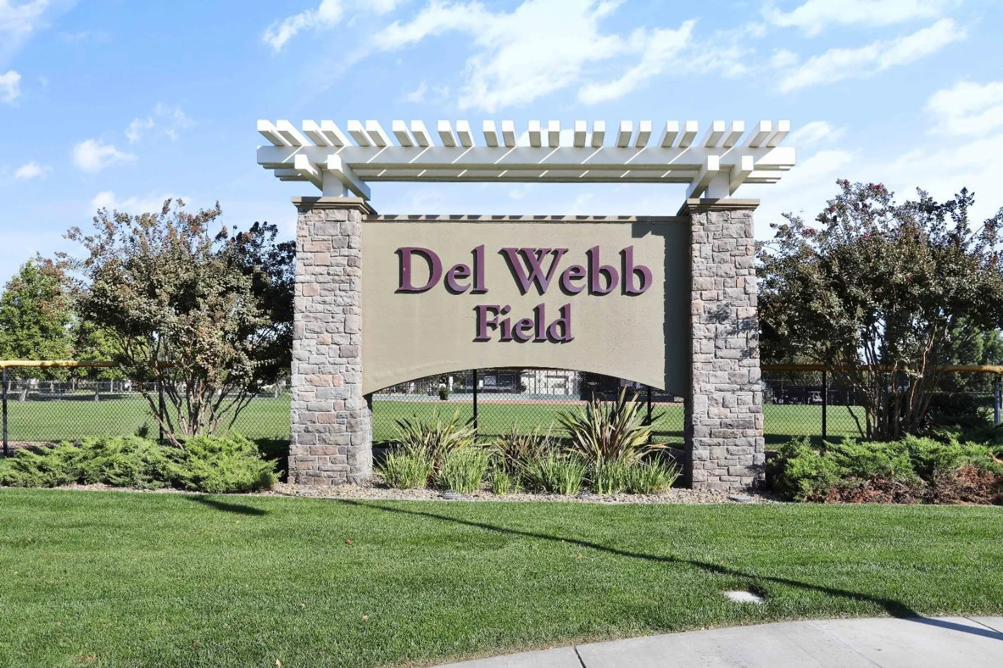 Property Slideshow image 34 of 43 | 2628 glen echo ln, Manteca, CA, 95336