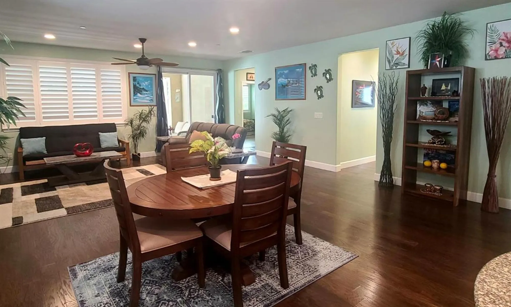 Property Slideshow image 12 of 43 | 2628 glen echo ln, Manteca, CA, 95336