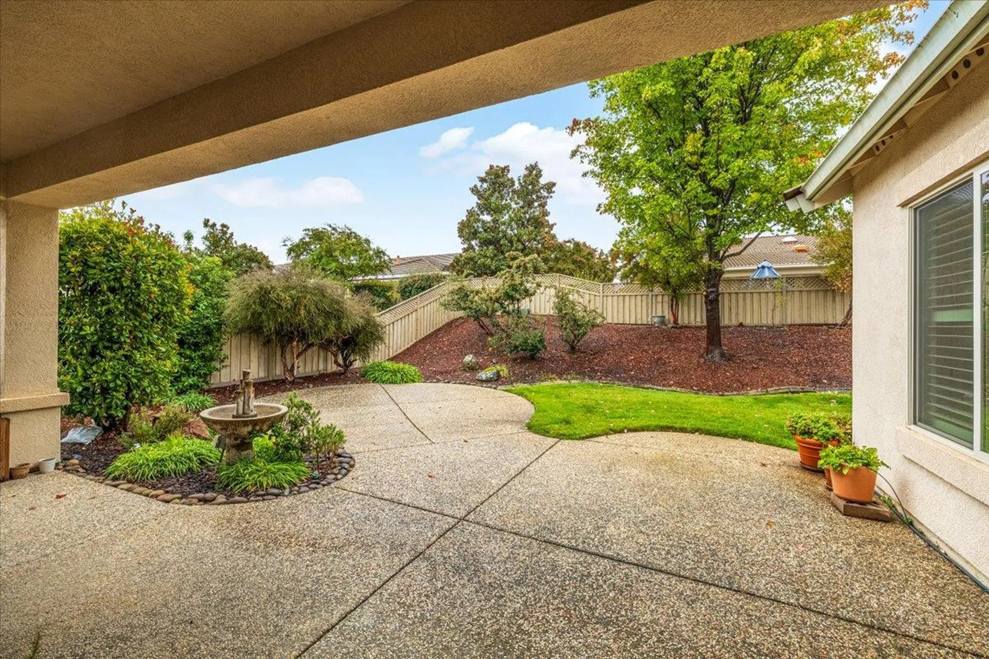Property Slideshow image 4 of 48 | 1509 dapple dawn ln, Lincoln, CA, 95648