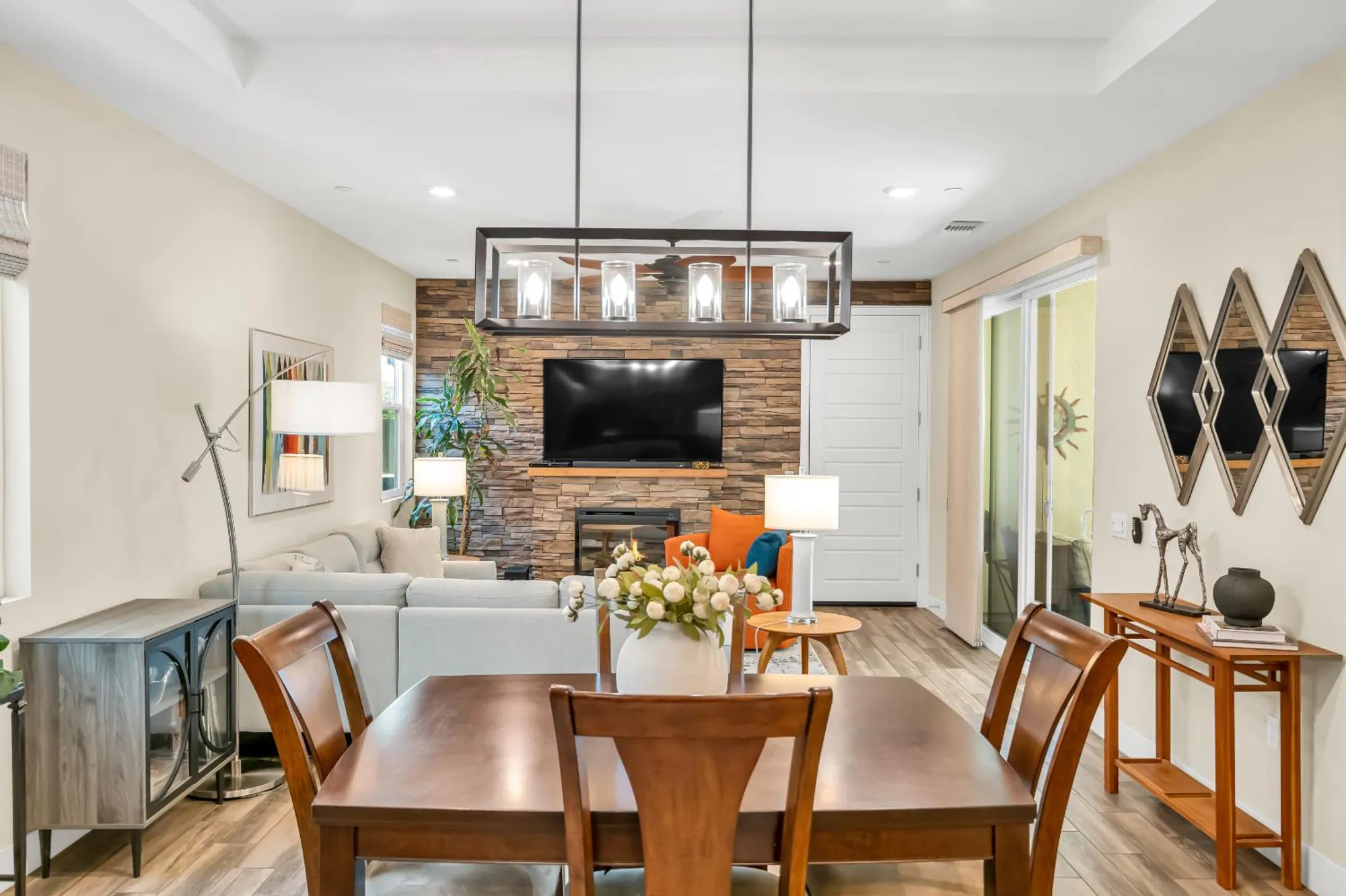 Property Slideshow image 27 of 64 | 3948 hovnanian dr, Sacramento, CA, 95834