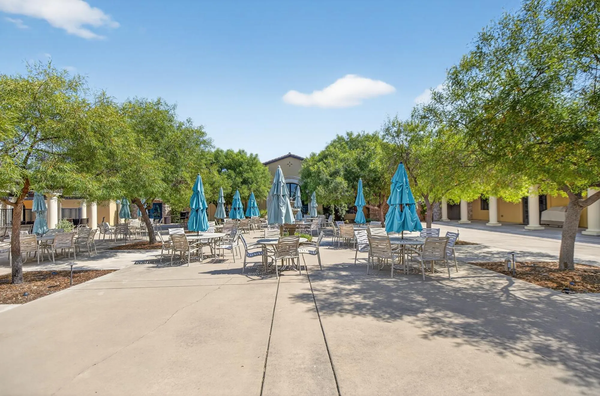 Property Slideshow image 55 of 64 | 3948 hovnanian dr, Sacramento, CA, 95834