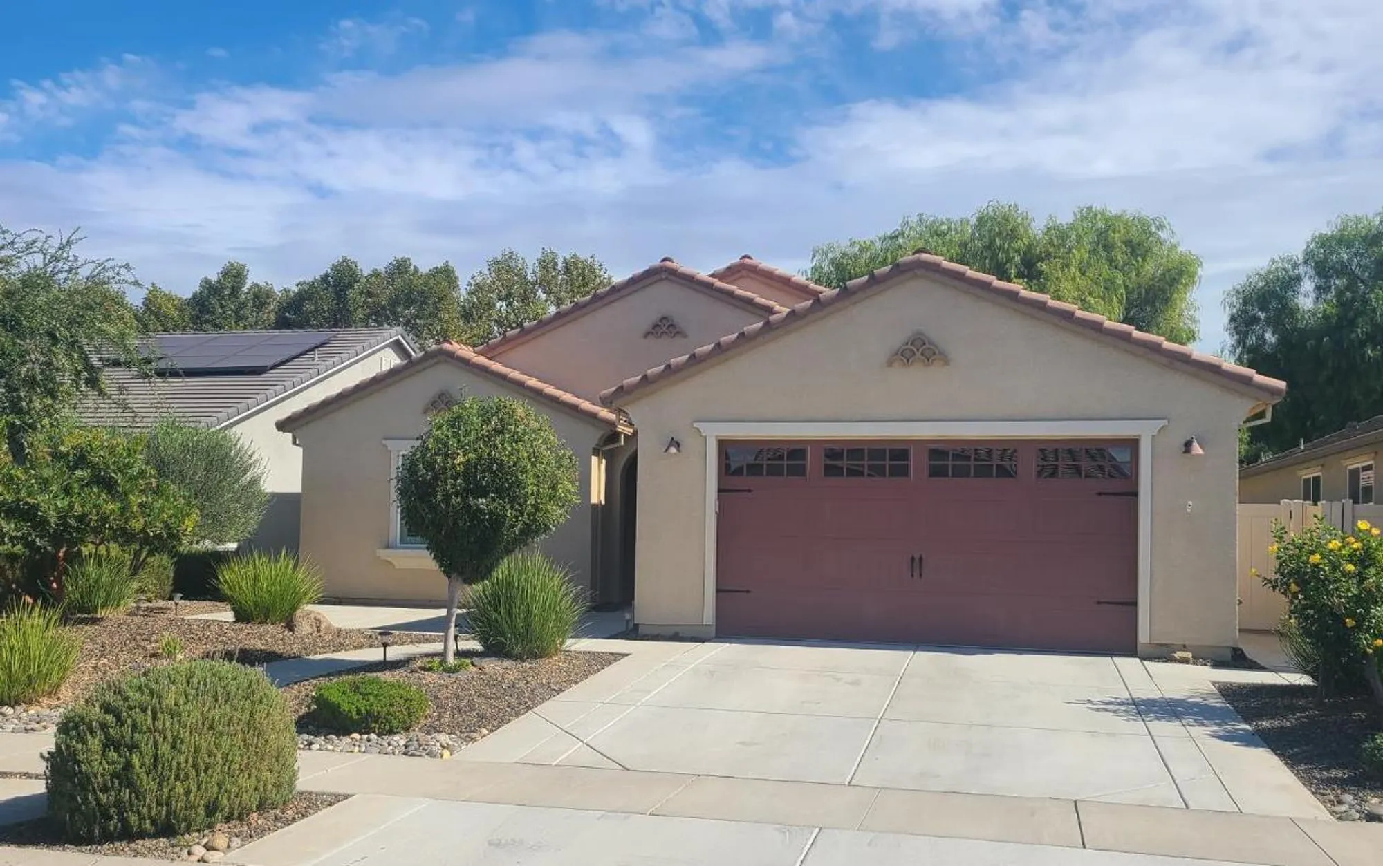 Property Slideshow image 2 of 43 | 2628 glen echo ln, Manteca, CA, 95336