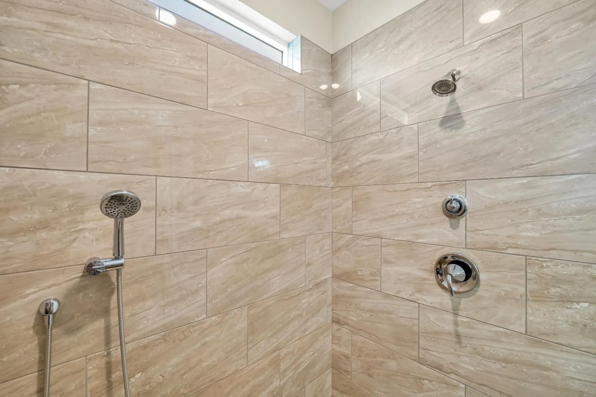 Property Slideshow image 24 of 64 | 3948 hovnanian dr, Sacramento, CA, 95834