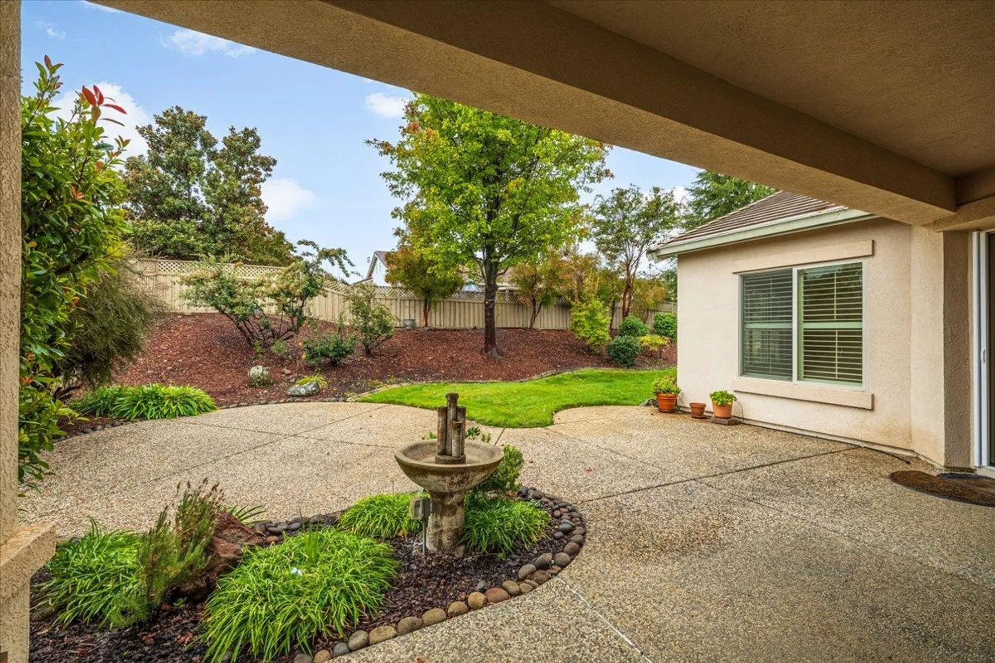 Property Slideshow image 2 of 48 | 1509 dapple dawn ln, Lincoln, CA, 95648