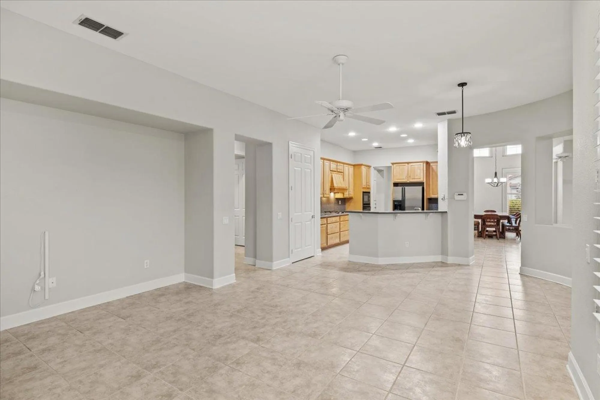 Property Slideshow image 13 of 48 | 1509 dapple dawn ln, Lincoln, CA, 95648