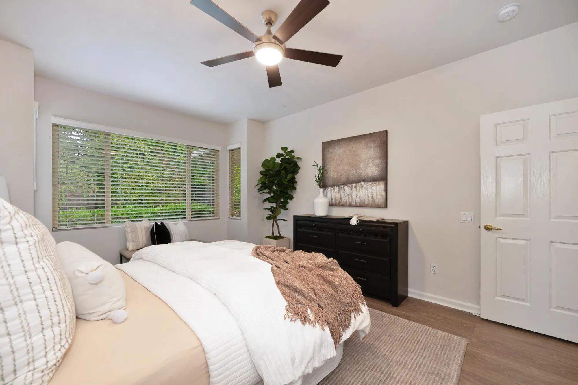 Property Slideshow image 20 of 40 | 1910 starview ln, Lincoln, CA, 95648