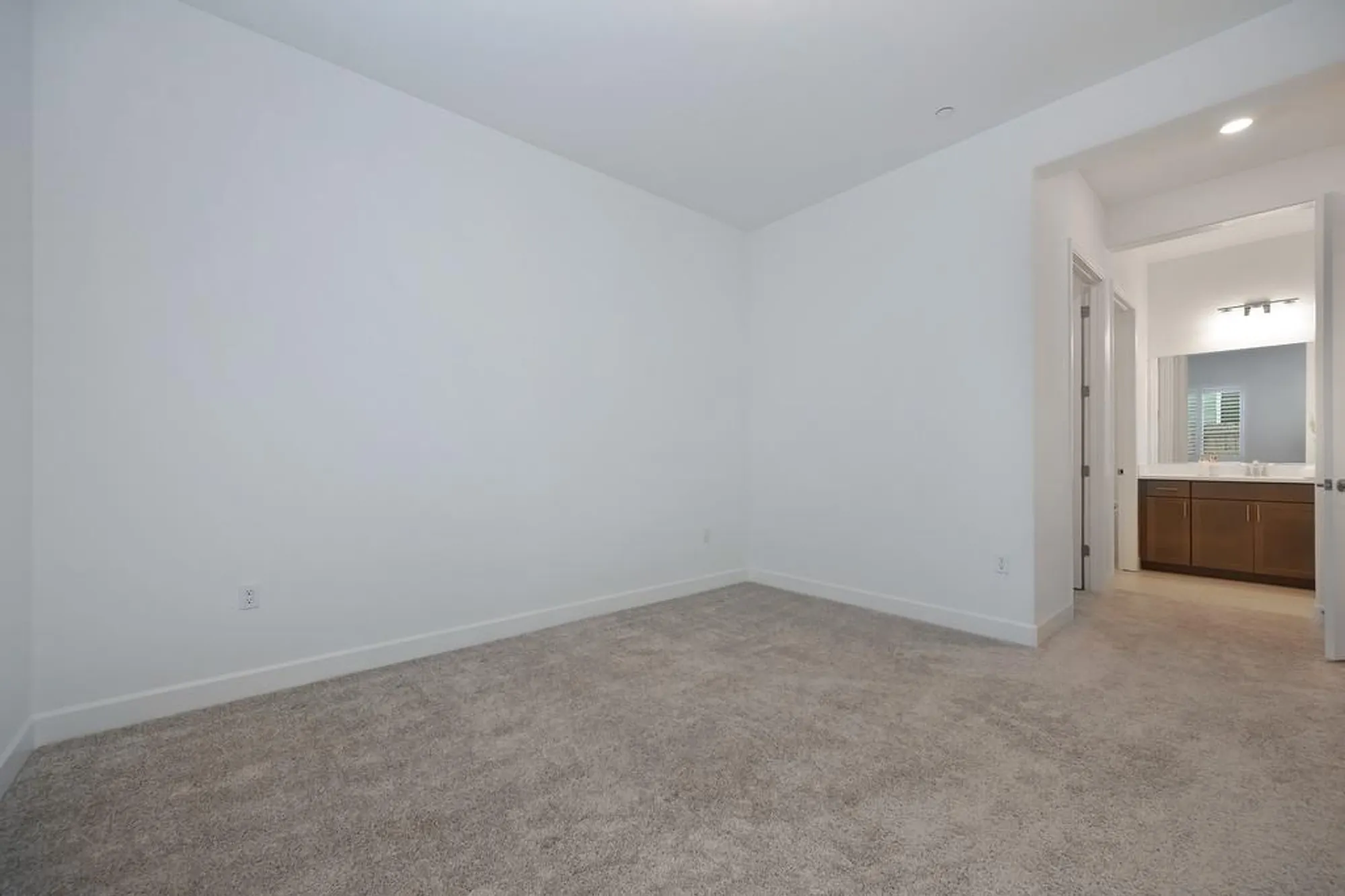 Property Slideshow image 31 of 80 | 8341 evans tree dr, Roseville, CA, 95747