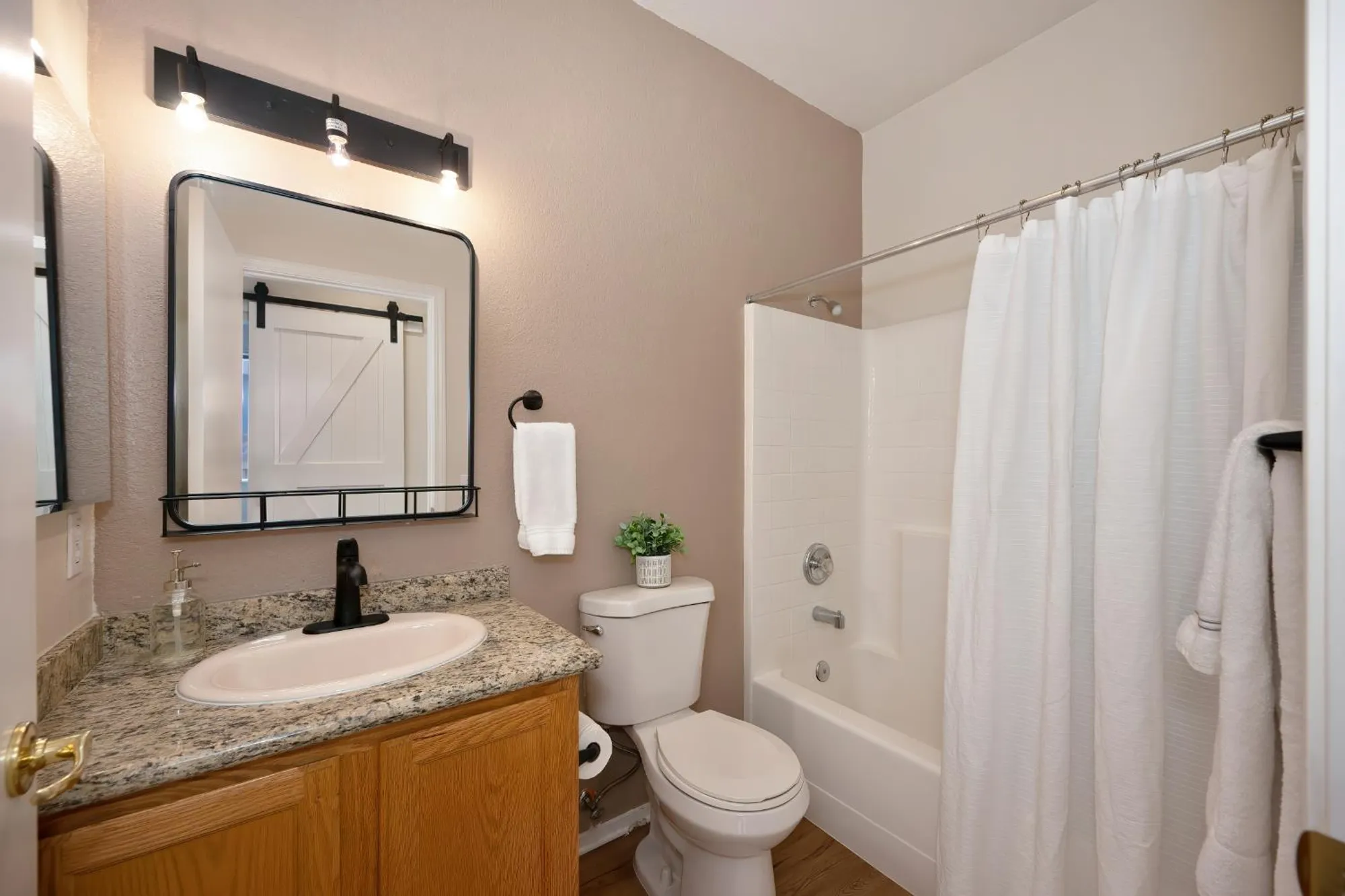 Property Slideshow image 14 of 48 | 7397 apple hollow loop, Roseville, CA, 95747