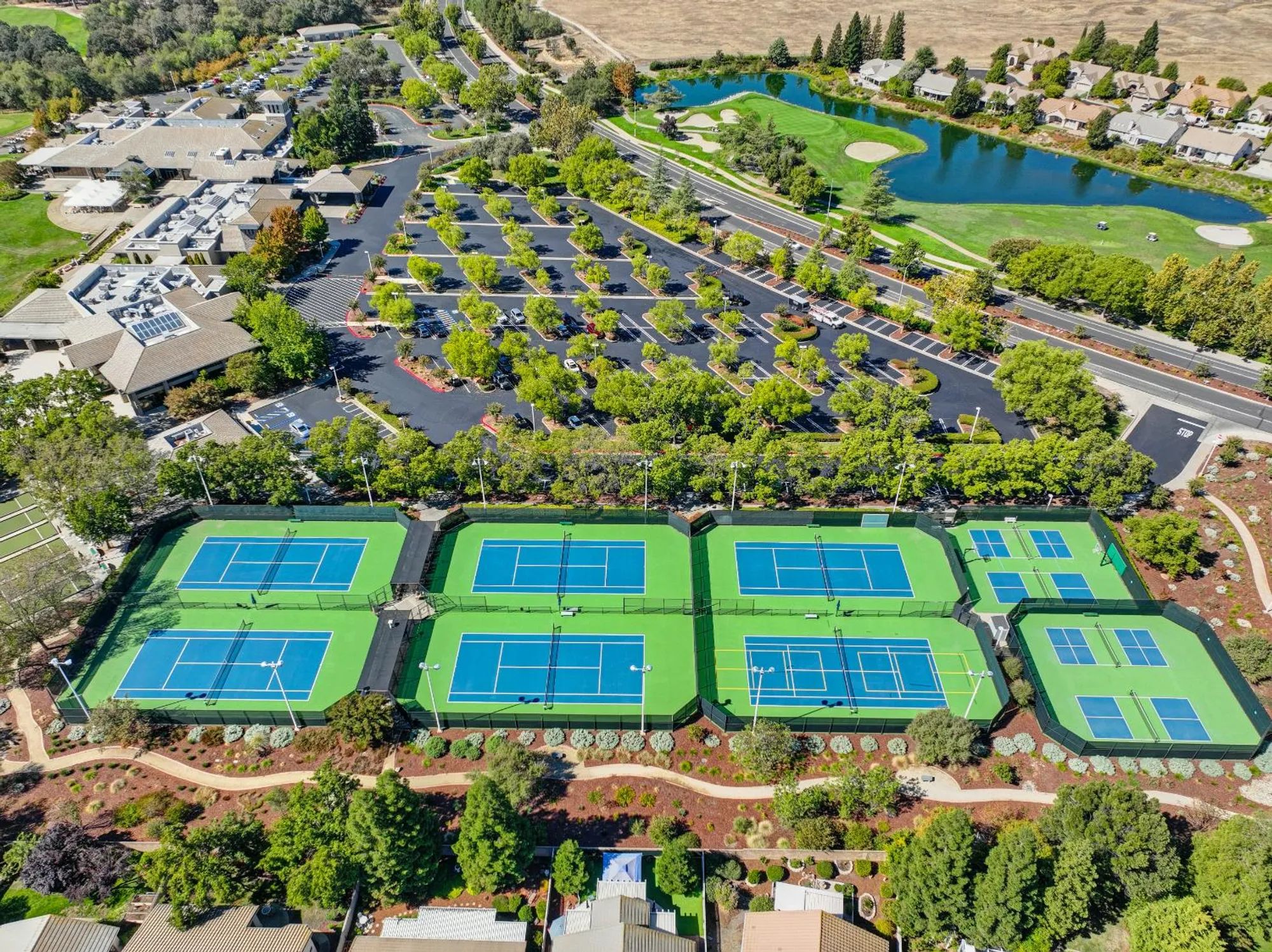Property Slideshow image 24 of 48 | 7397 apple hollow loop, Roseville, CA, 95747
