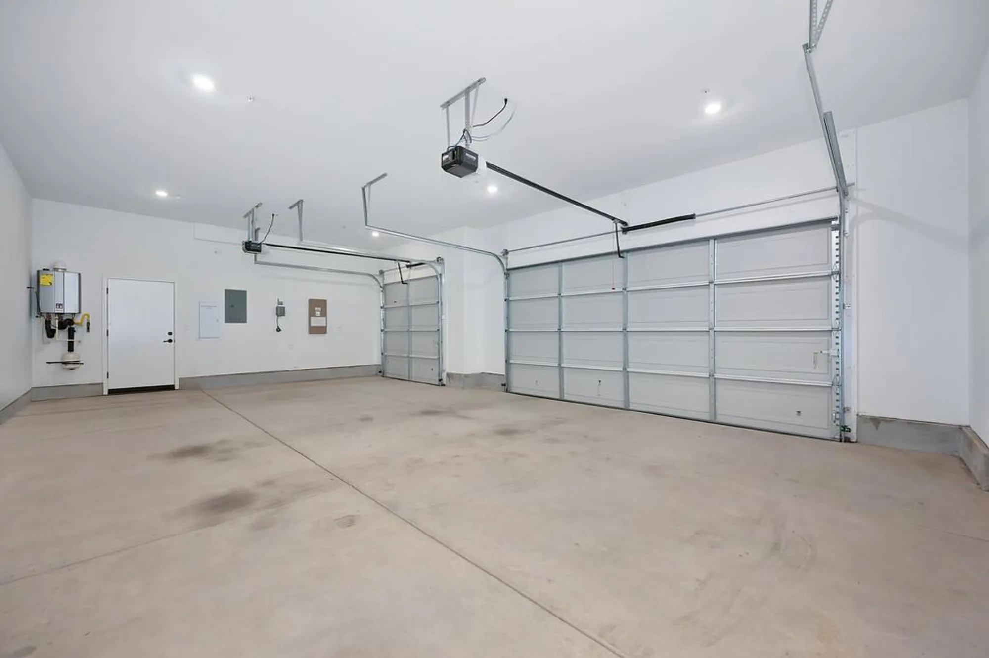 Property Slideshow image 44 of 80 | 8341 evans tree dr, Roseville, CA, 95747