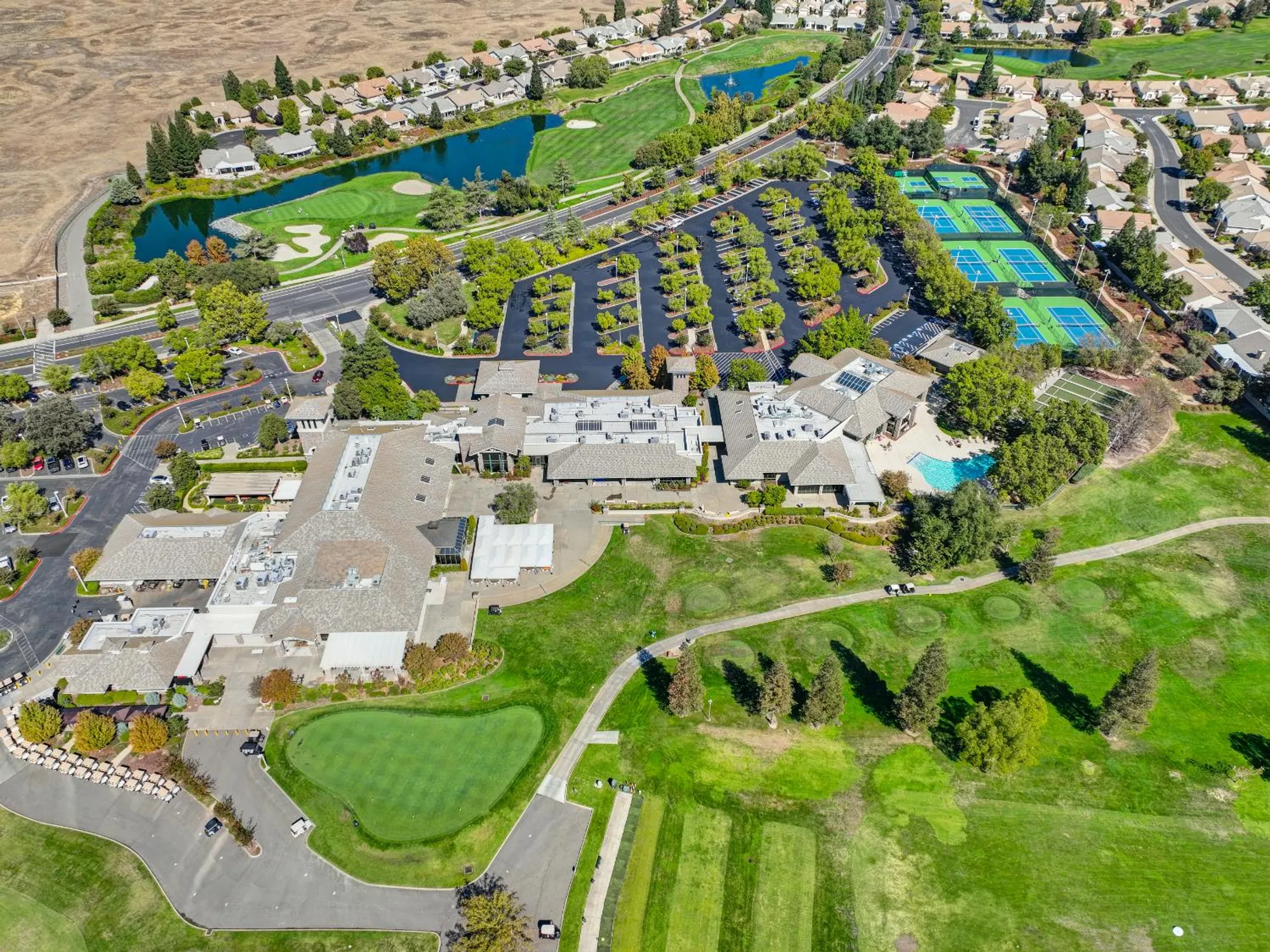 Property Slideshow image 25 of 48 | 7397 apple hollow loop, Roseville, CA, 95747