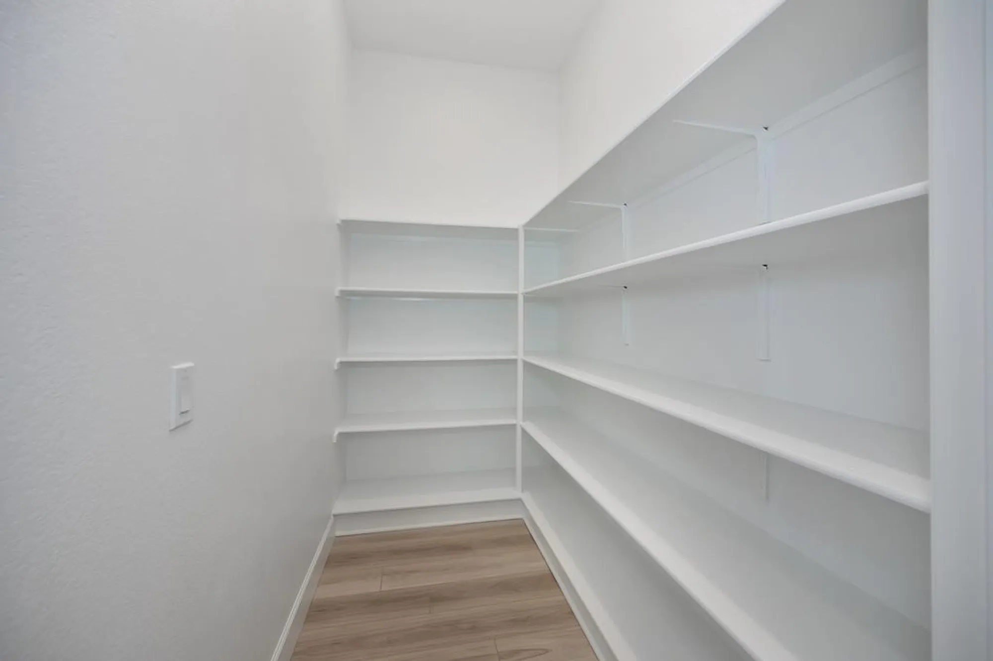 Property Slideshow image 17 of 80 | 8341 evans tree dr, Roseville, CA, 95747