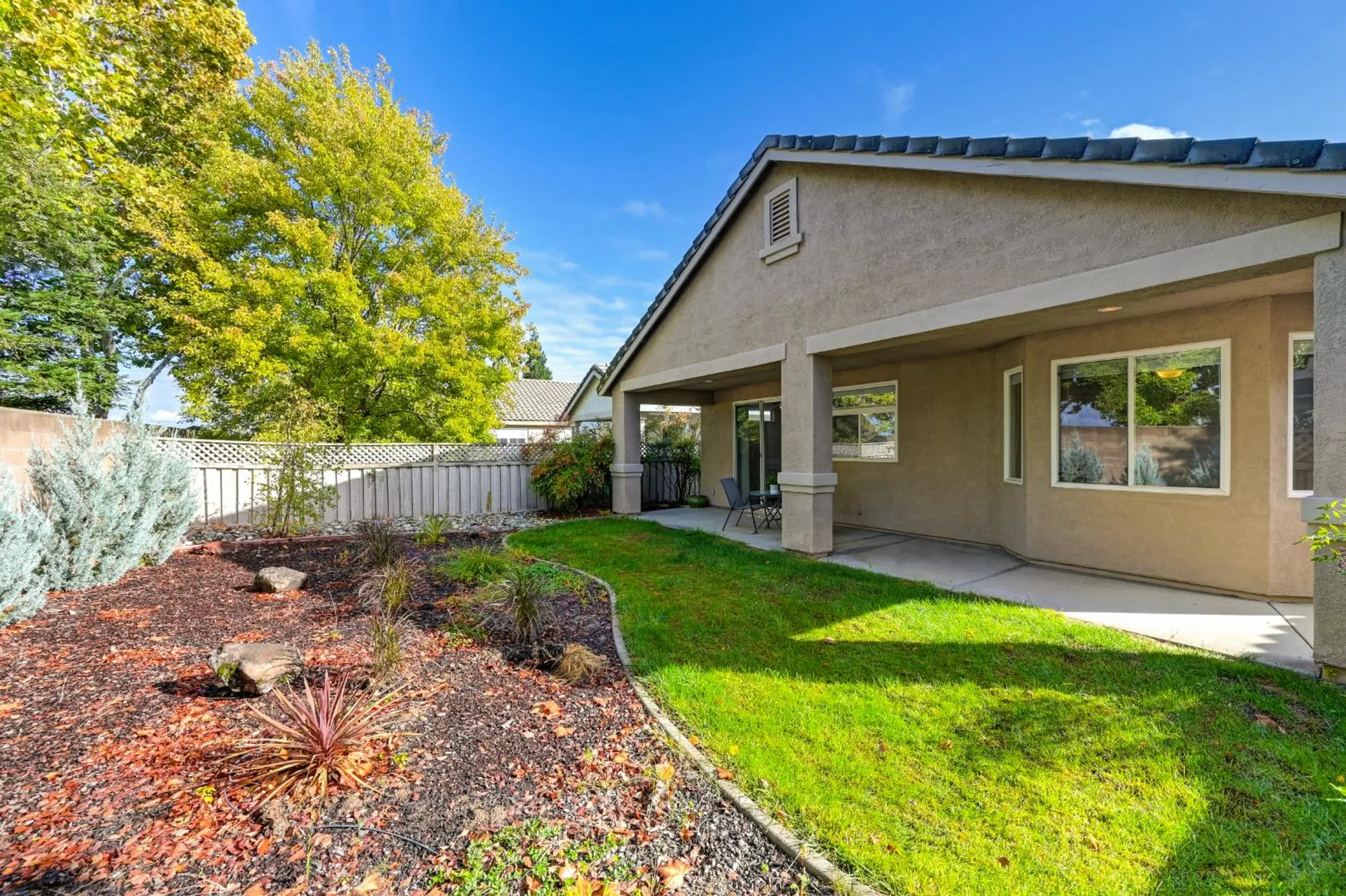 Property Slideshow image 18 of 48 | 7397 apple hollow loop, Roseville, CA, 95747
