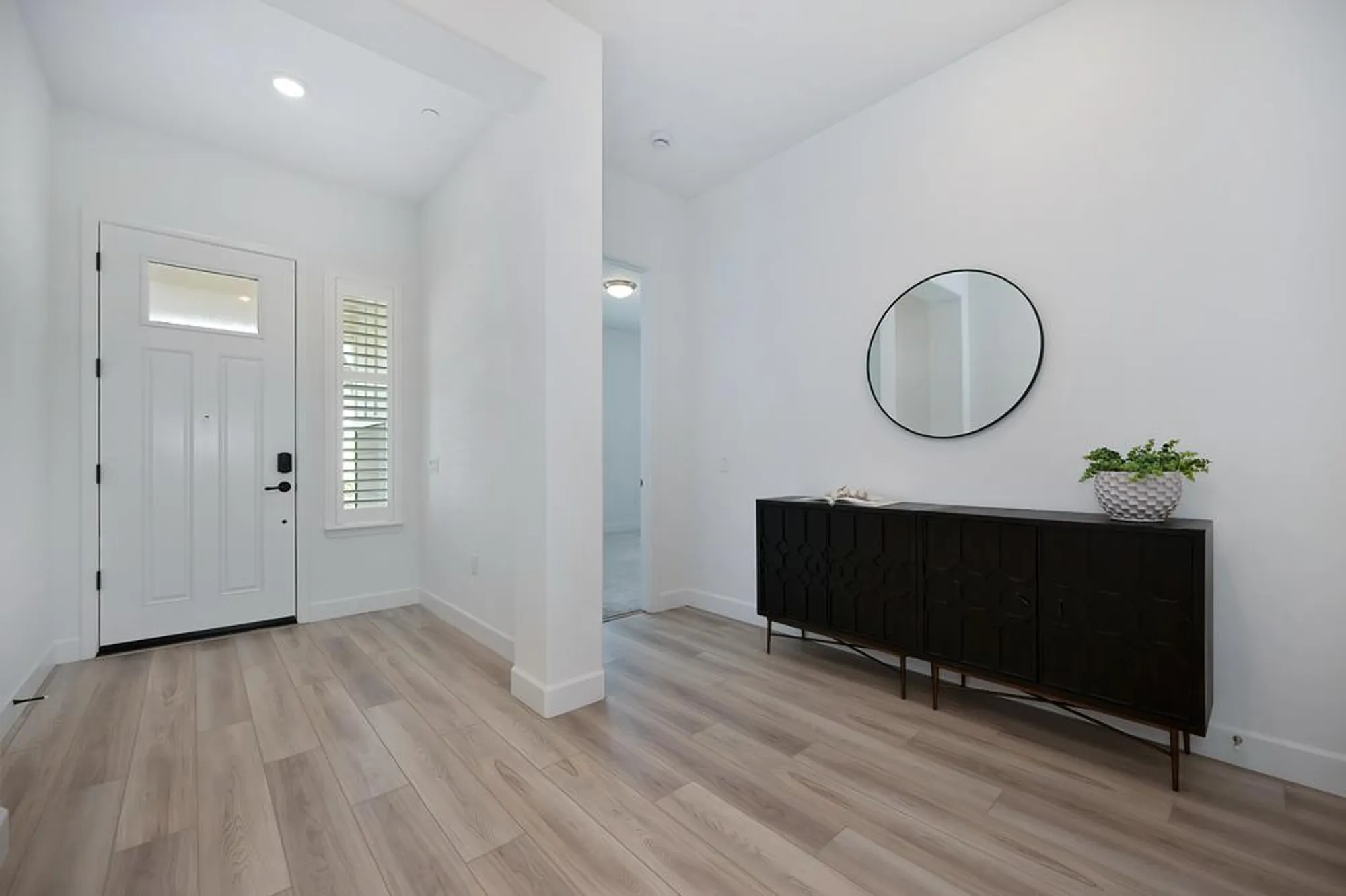 Property Slideshow image 8 of 80 | 8341 evans tree dr, Roseville, CA, 95747