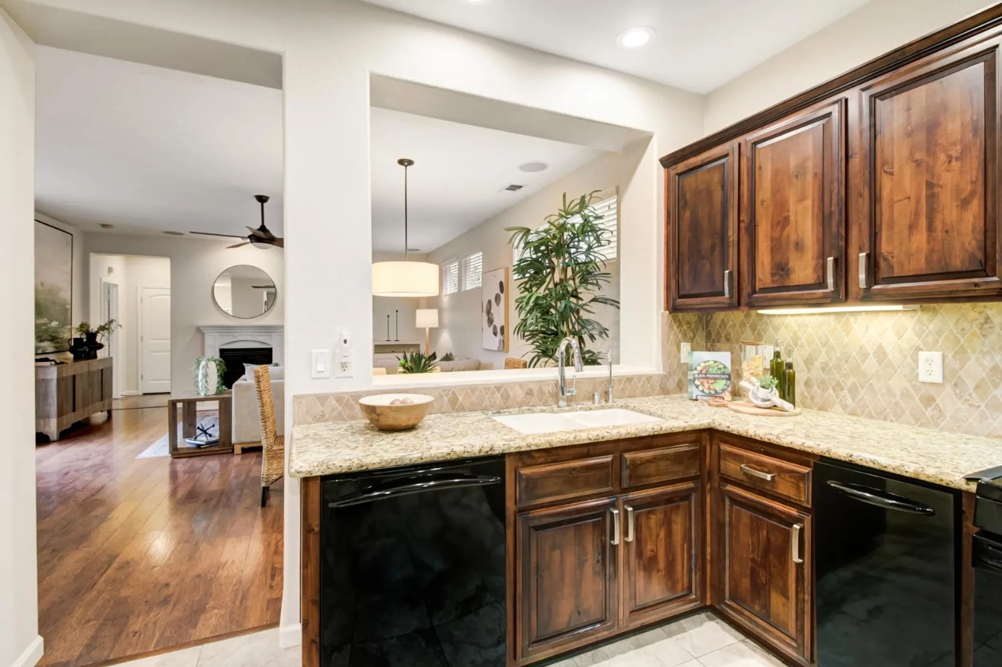 Property Slideshow image 18 of 36 | 4187 hovnanian dr, Sacramento, CA, 95834