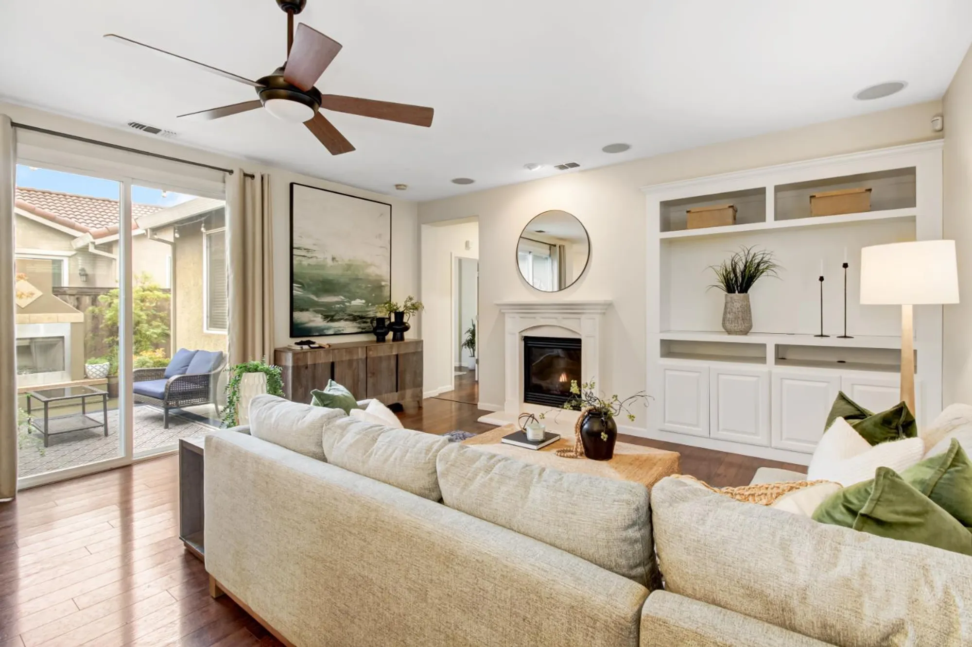 Property Slideshow image 8 of 36 | 4187 hovnanian dr, Sacramento, CA, 95834