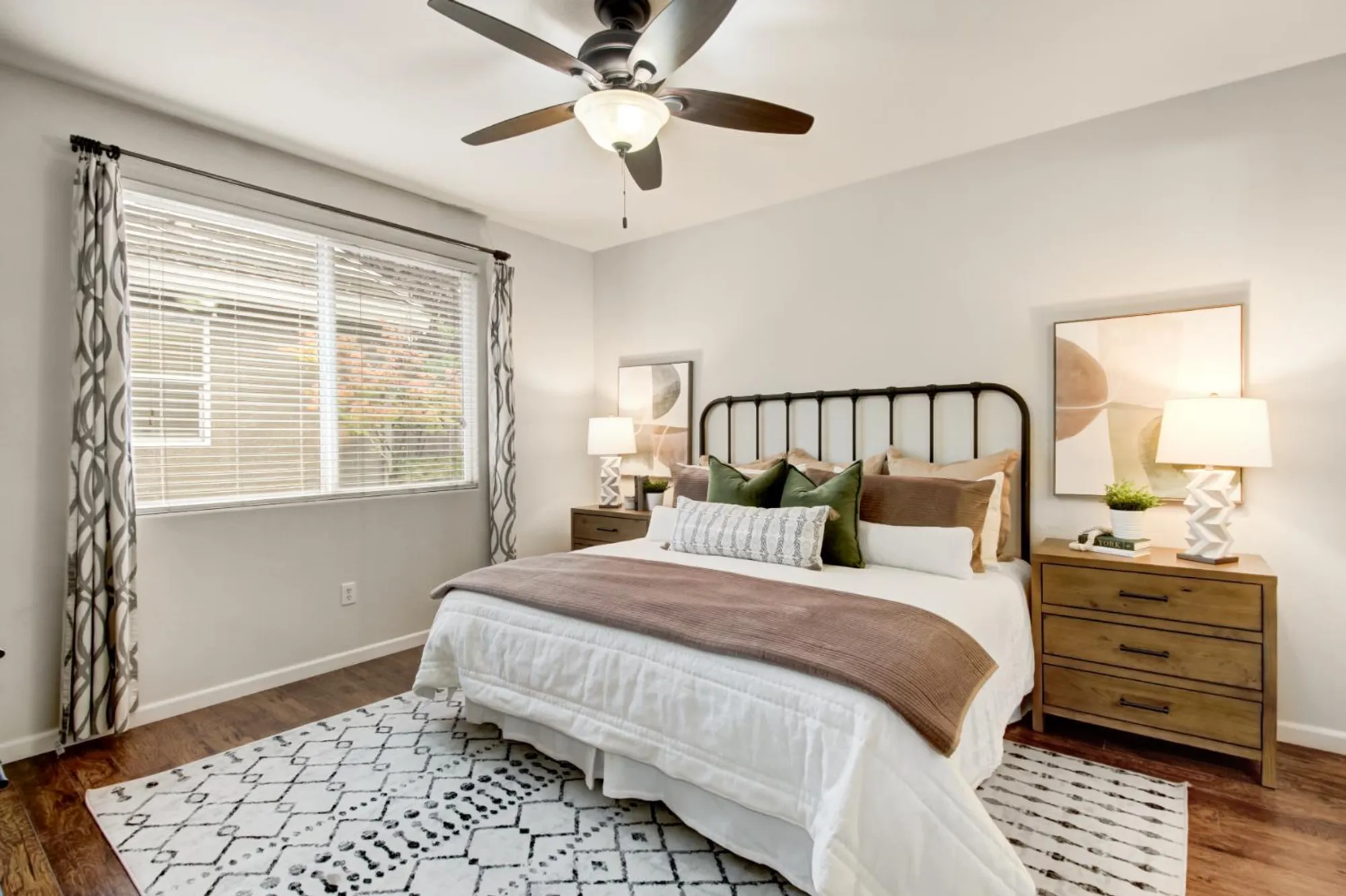 Property Slideshow image 19 of 36 | 4187 hovnanian dr, Sacramento, CA, 95834