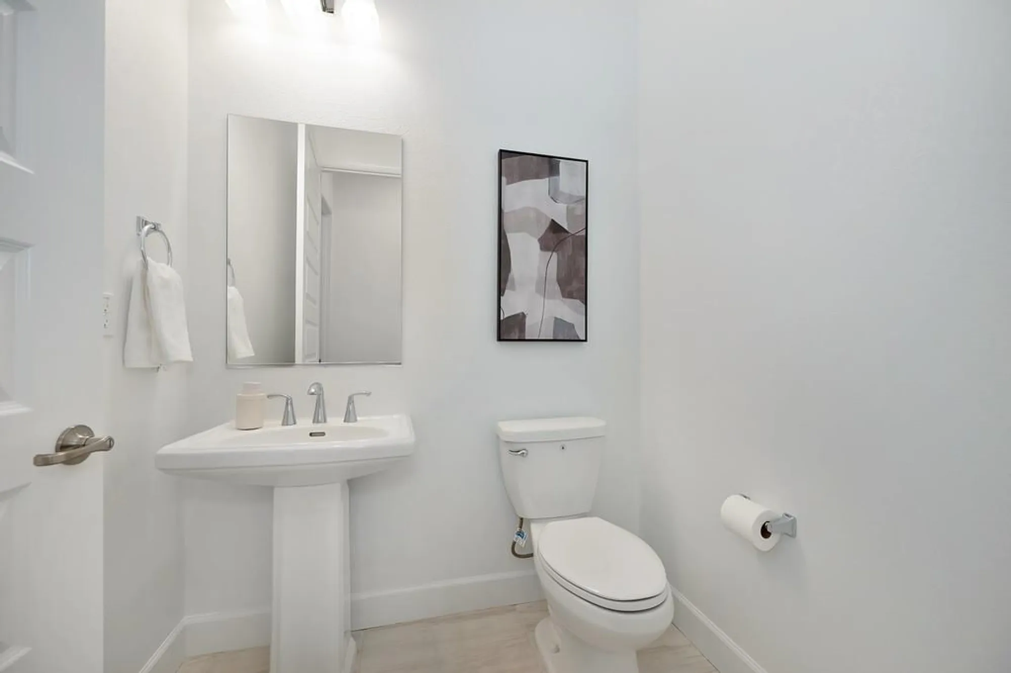 Property Slideshow image 29 of 80 | 8341 evans tree dr, Roseville, CA, 95747