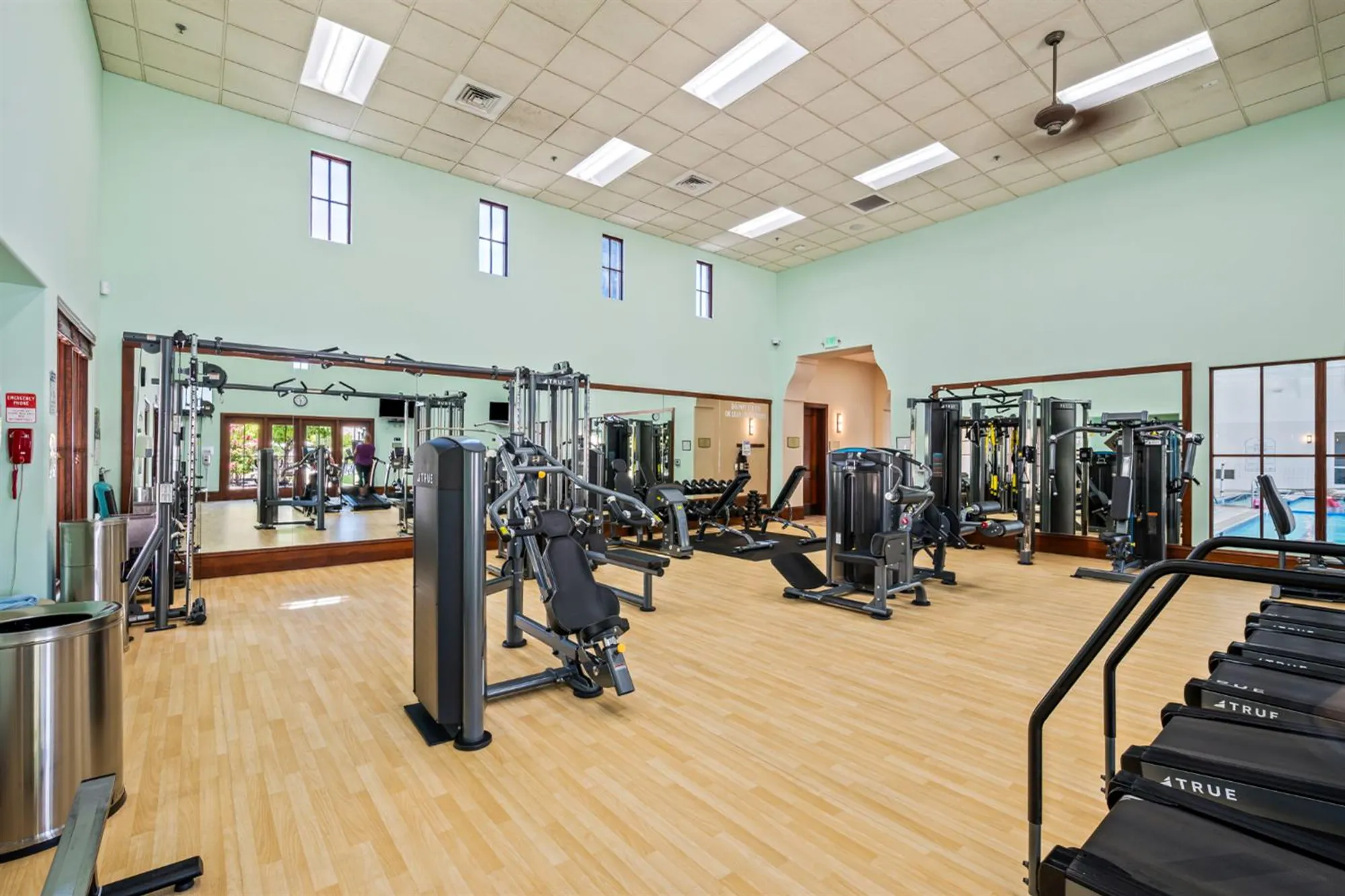 Property Slideshow image 31 of 33 | 2381 rose arbor dr, Sacramento, CA, 95835