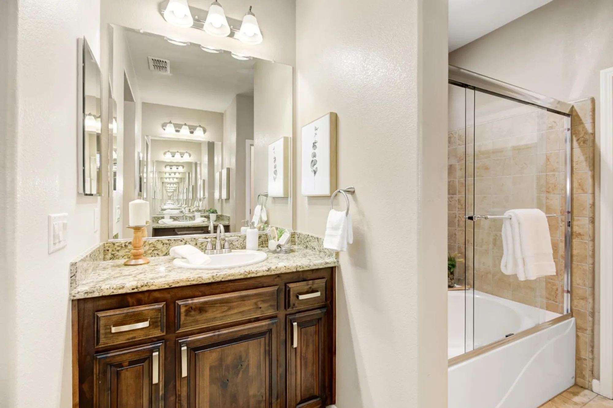 Property Slideshow image 20 of 36 | 4187 hovnanian dr, Sacramento, CA, 95834