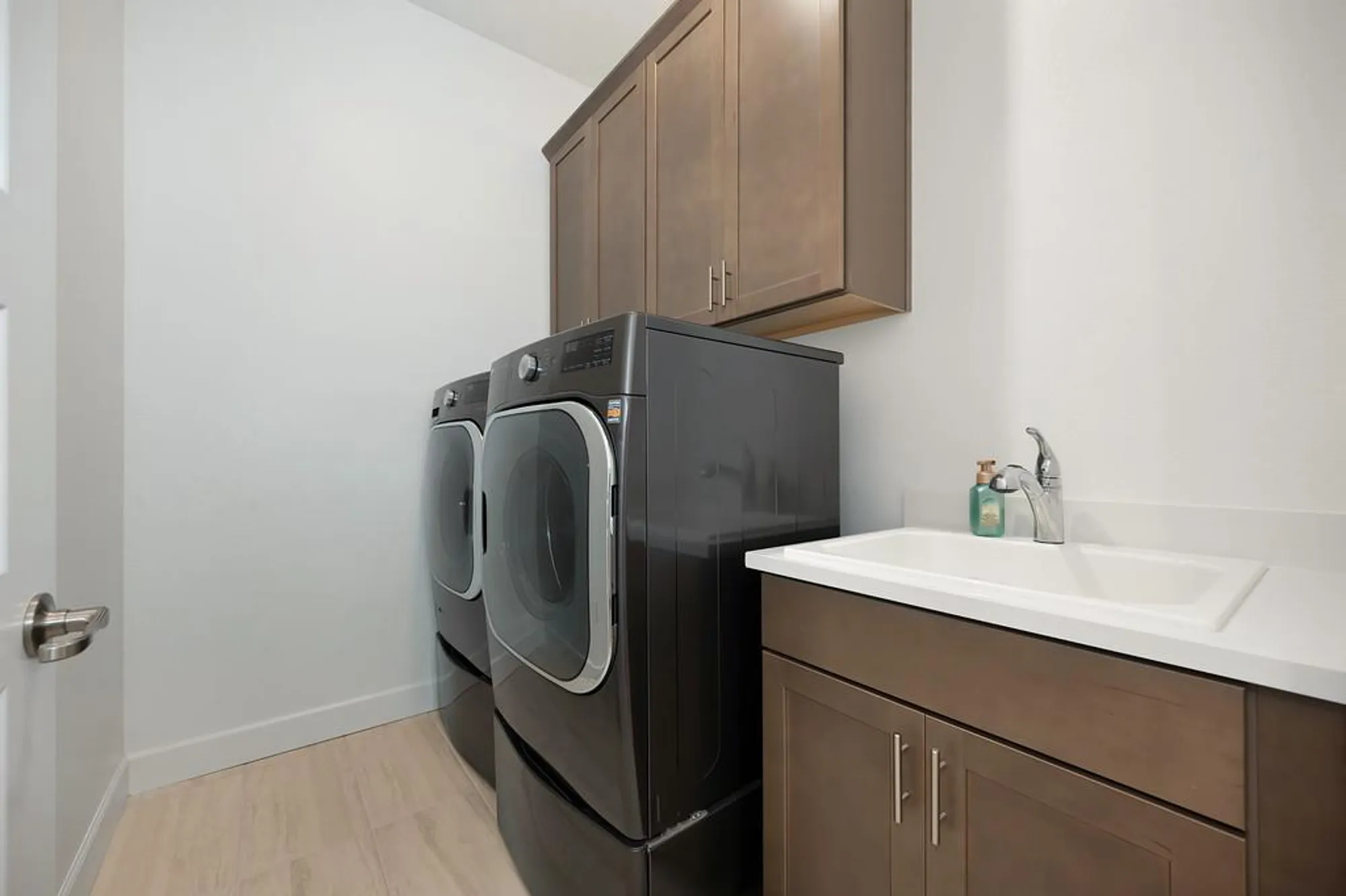 Property Slideshow image 14 of 80 | 8341 evans tree dr, Roseville, CA, 95747