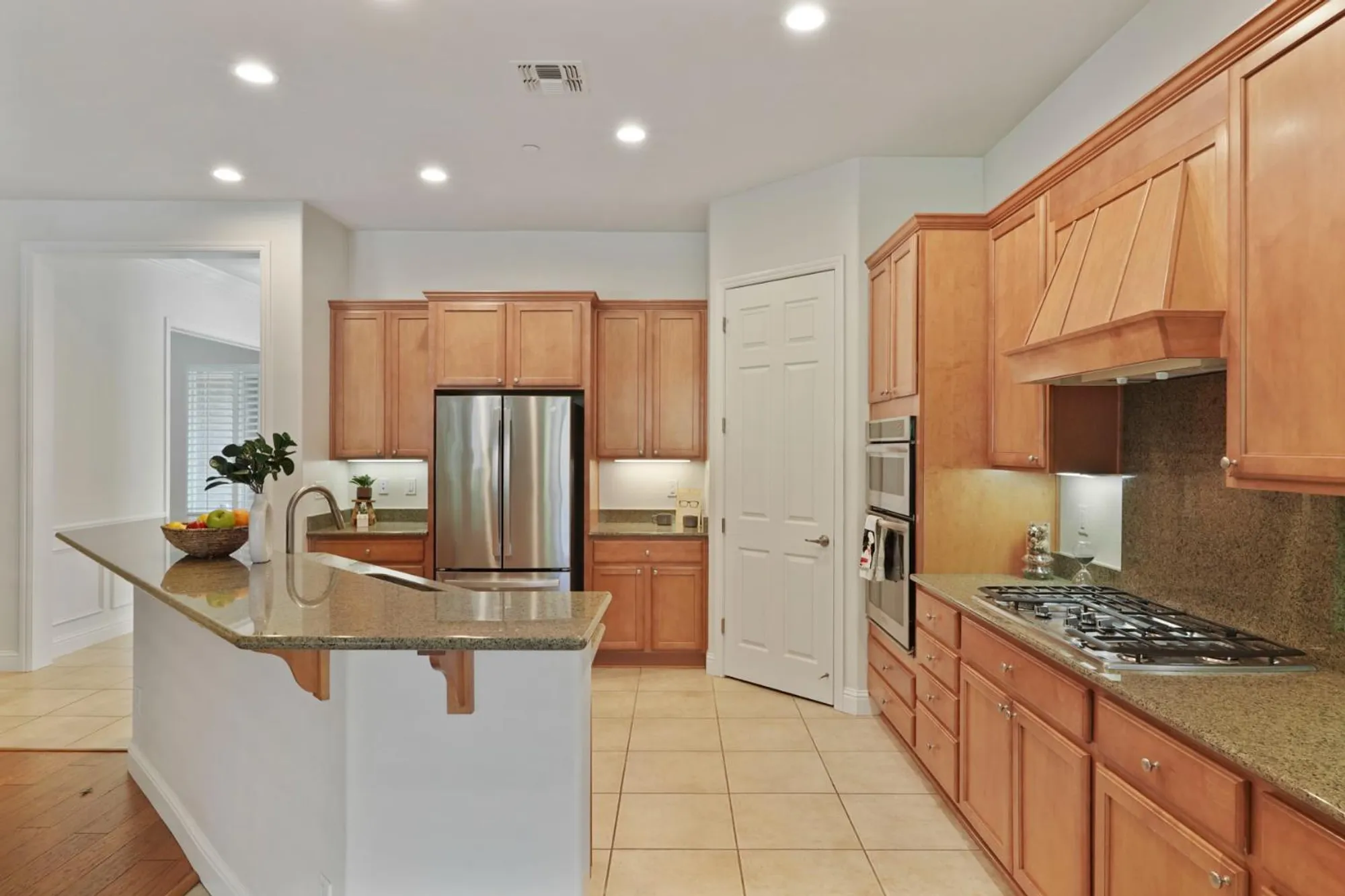 Property Slideshow image 3 of 64 | 2159 knollwood ct, Manteca, CA, 95336