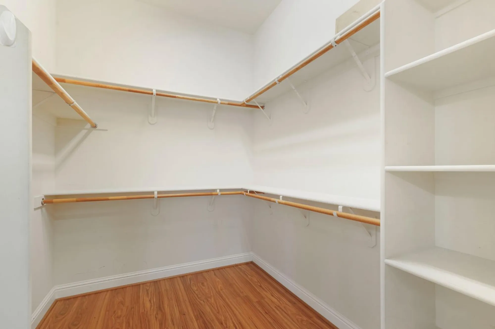 Property Slideshow image 38 of 64 | 2159 knollwood ct, Manteca, CA, 95336