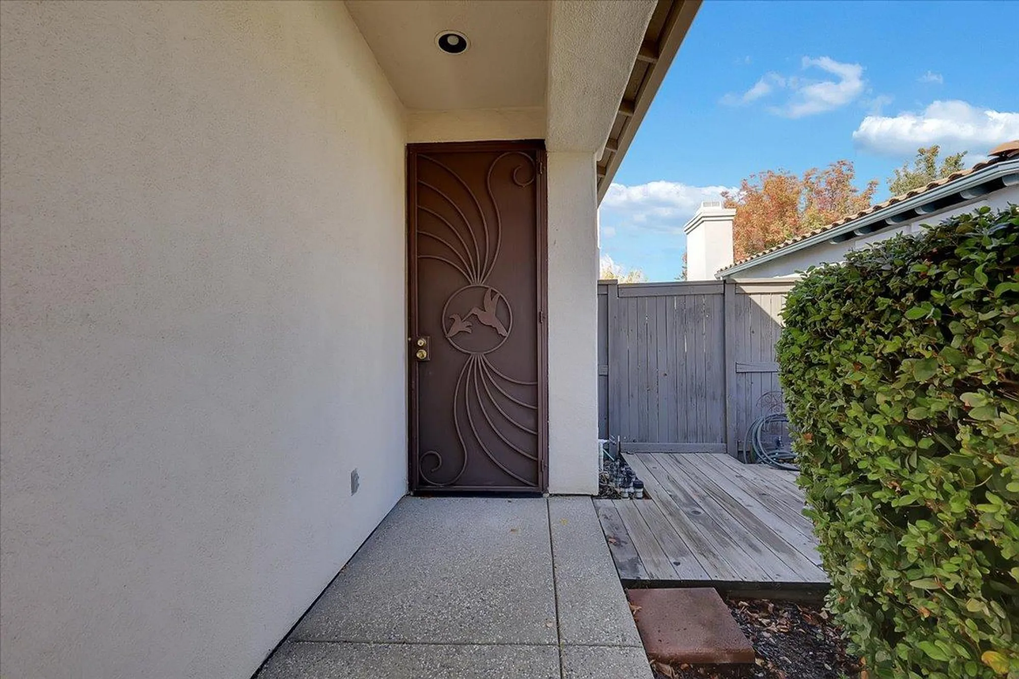 Property Slideshow image 7 of 65 | 2677 san marin ln, Sacramento, CA, 95835