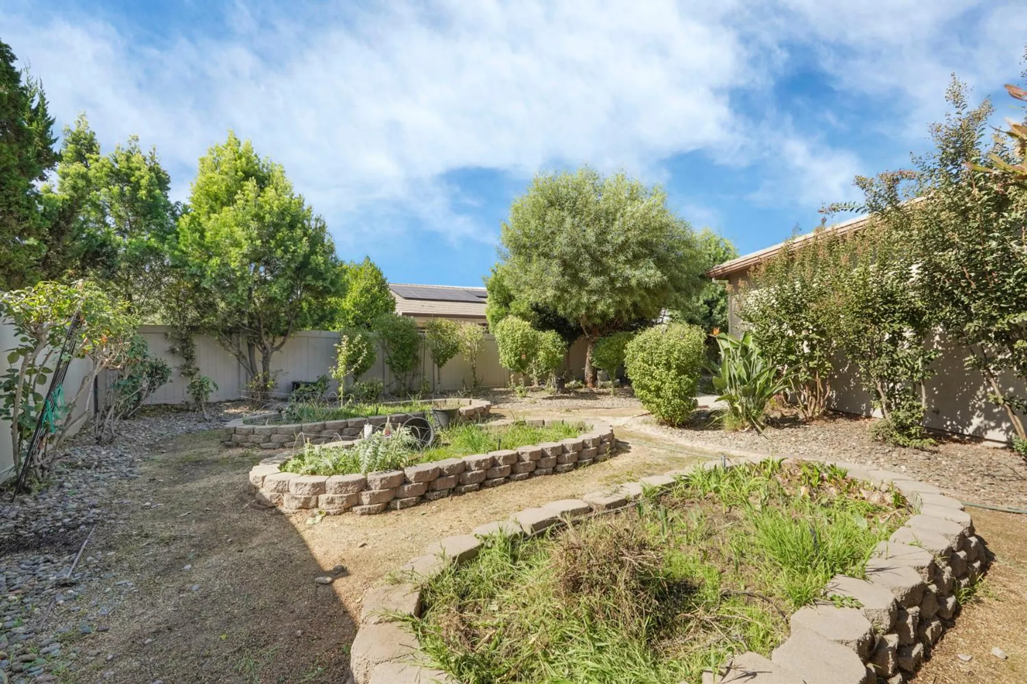 Property Slideshow image 41 of 64 | 2159 knollwood ct, Manteca, CA, 95336