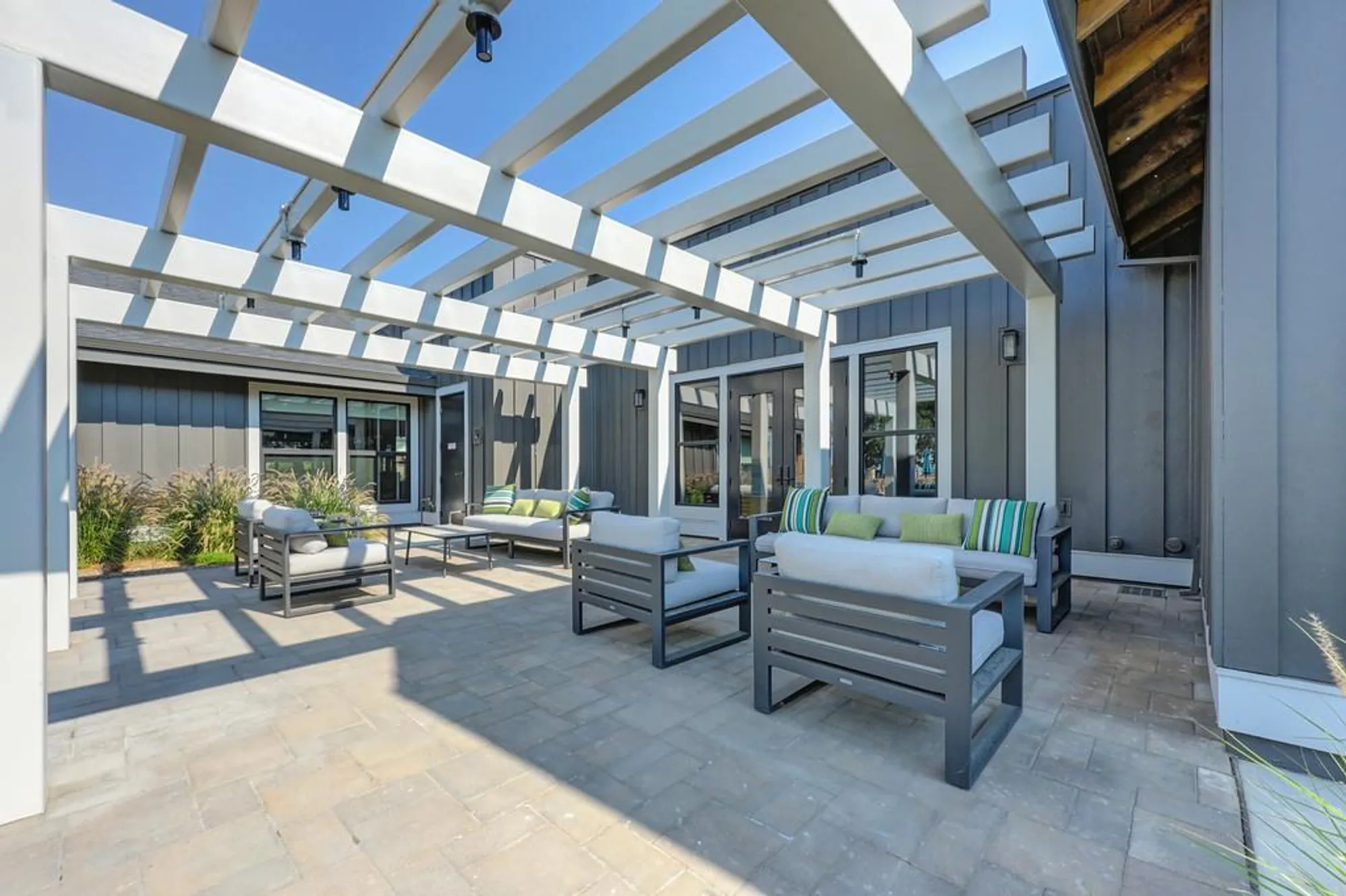 Property Slideshow image 66 of 80 | 8341 evans tree dr, Roseville, CA, 95747